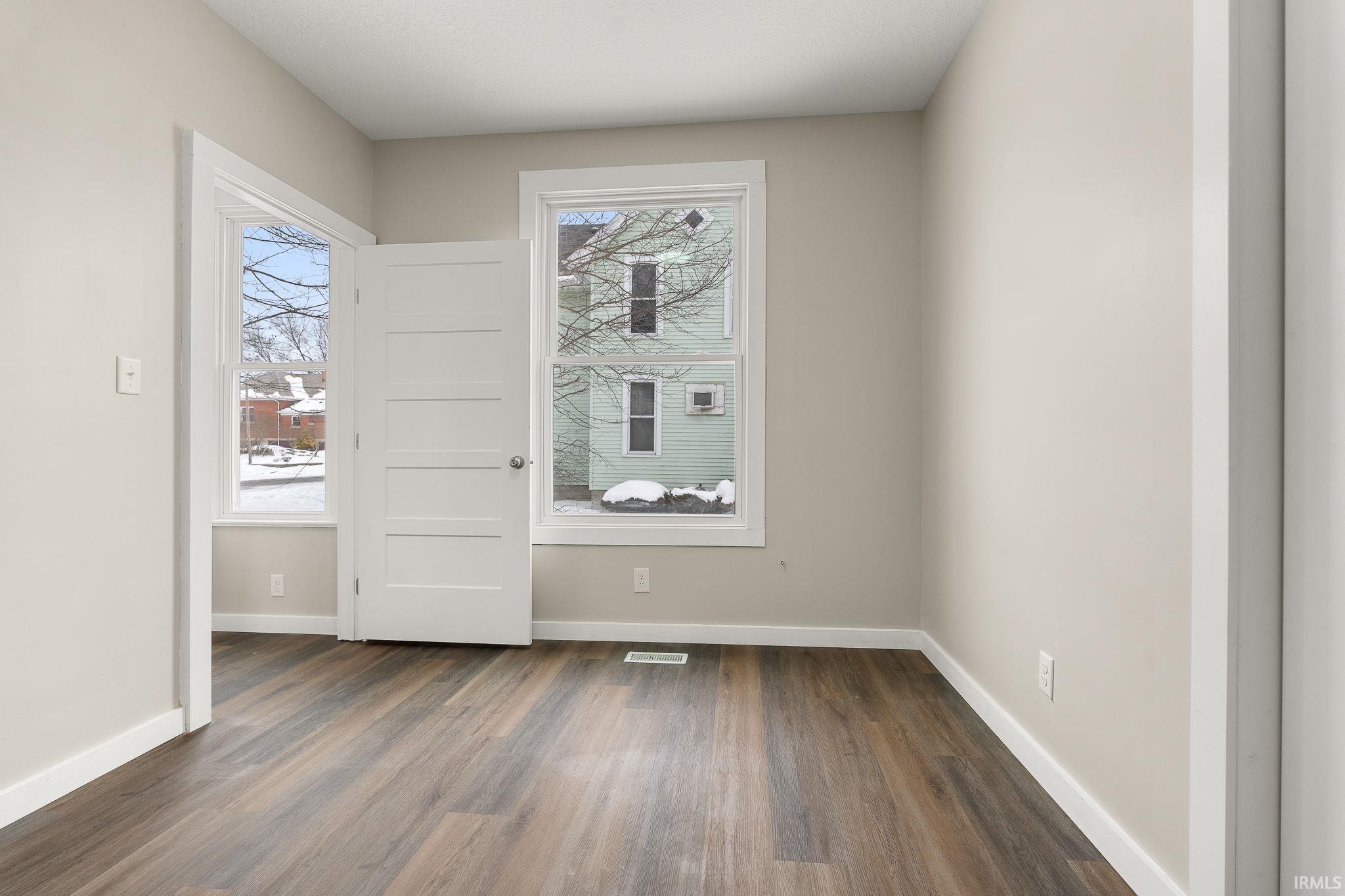 Photo 17 of 1016 Bell Avenue