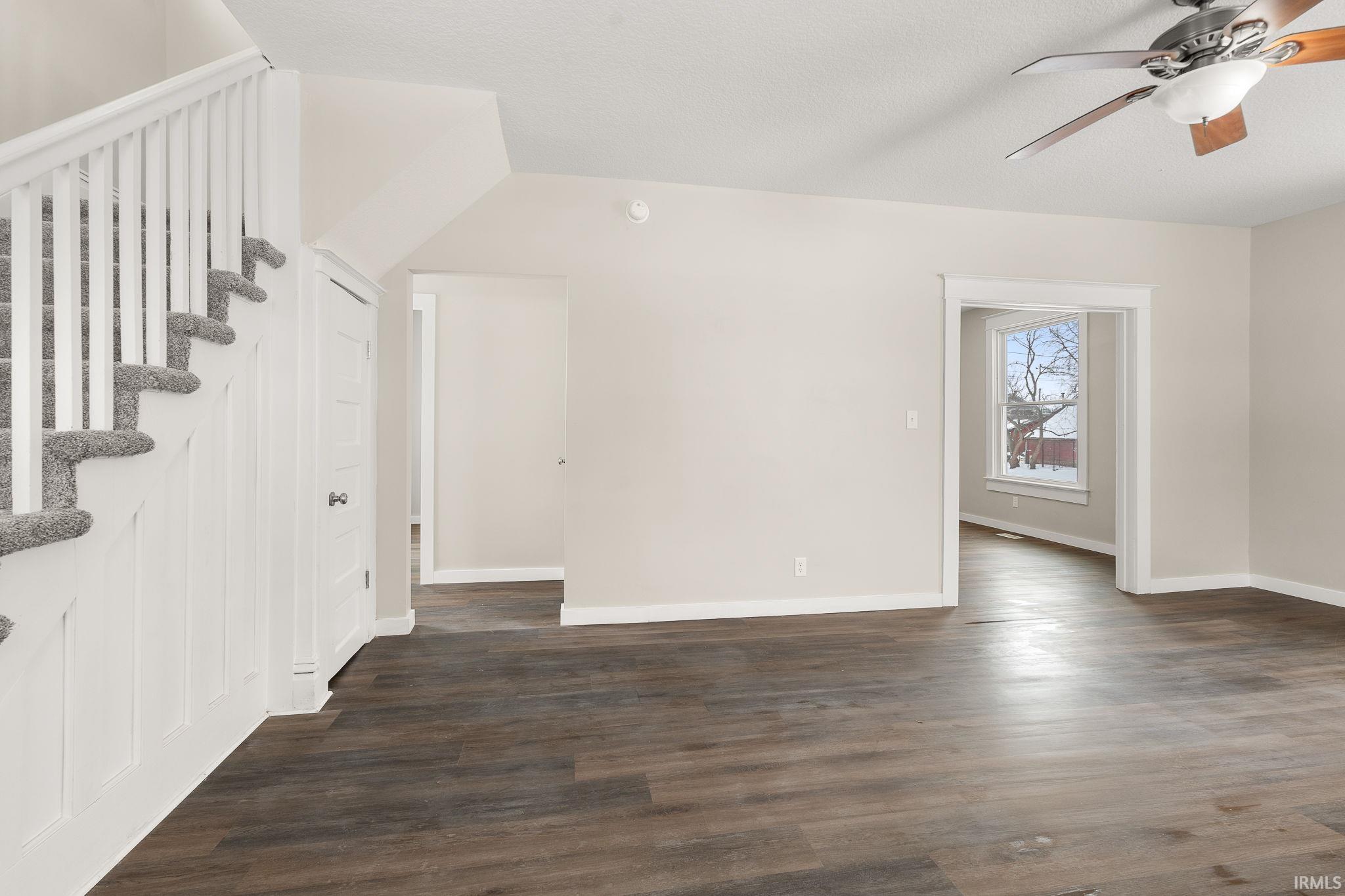 Photo 4 of 1016 Bell Avenue