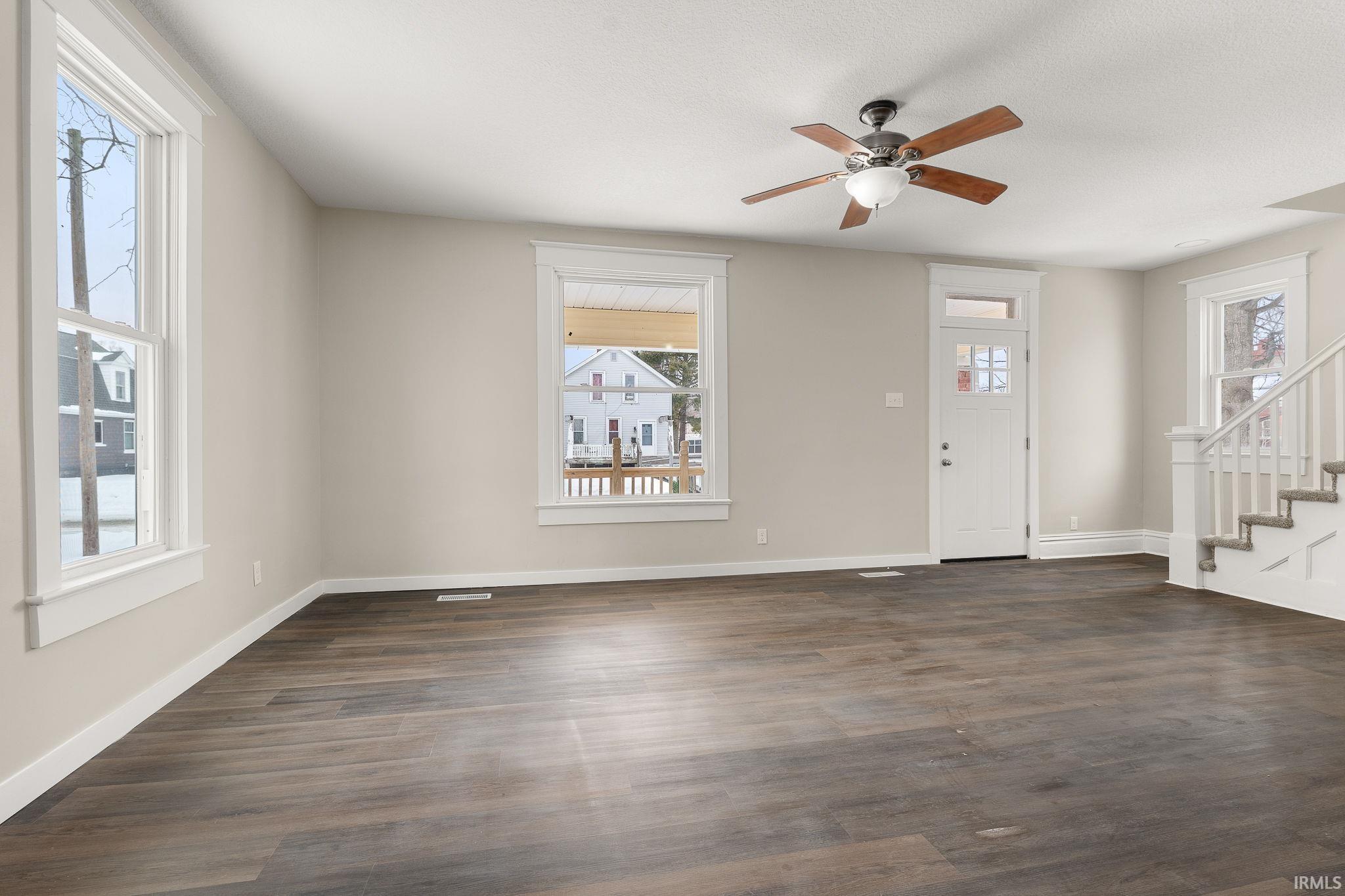 Photo 5 of 1016 Bell Avenue