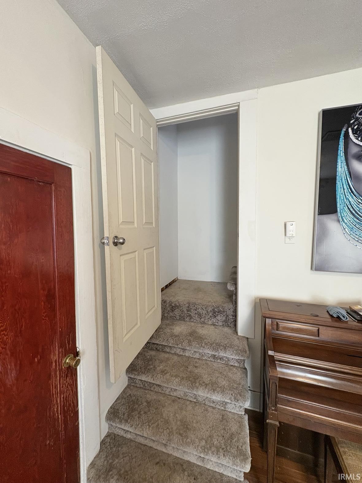 Photo 17 of 607 W Jefferson Street