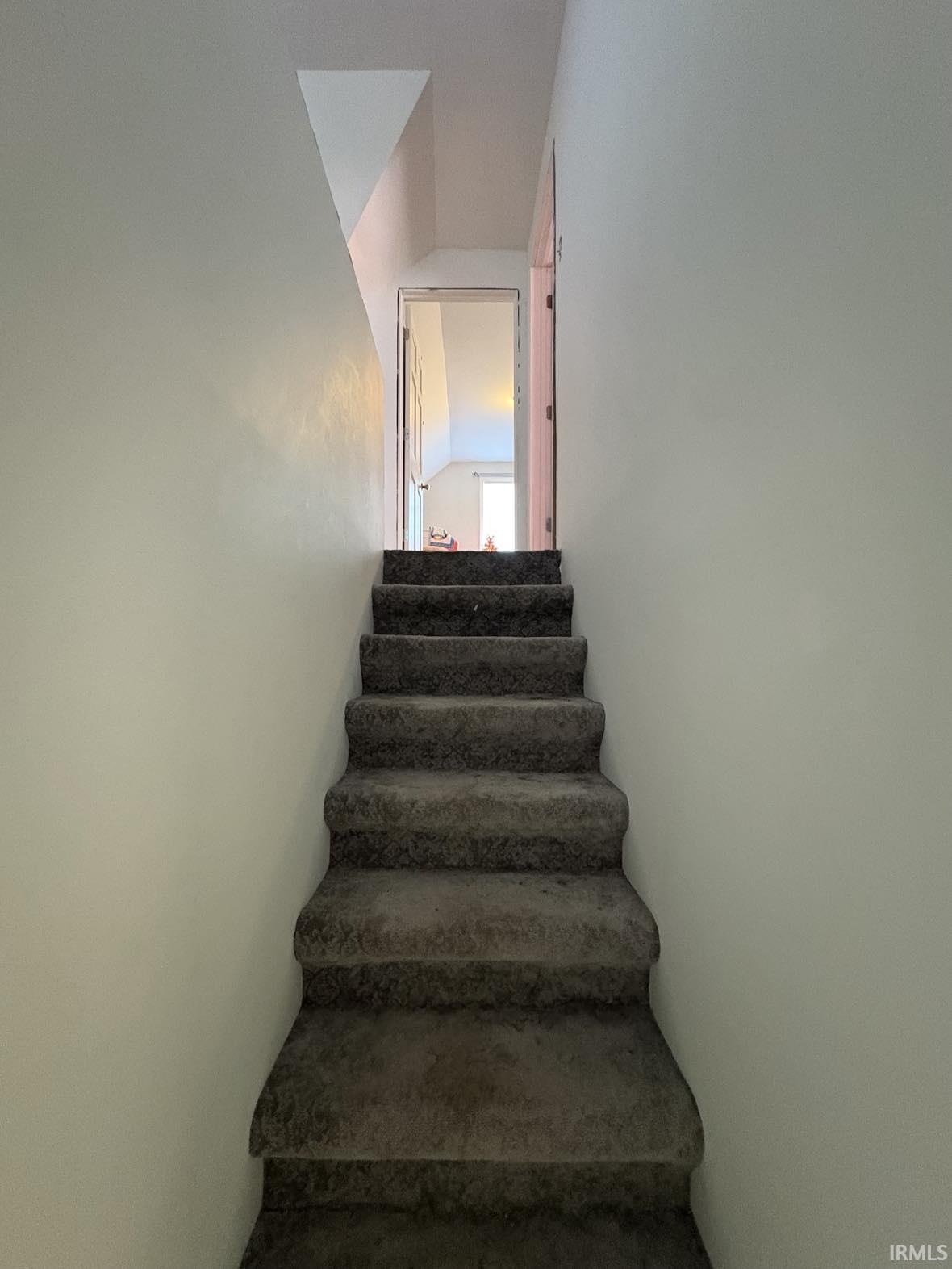 Photo 18 of 607 W Jefferson Street