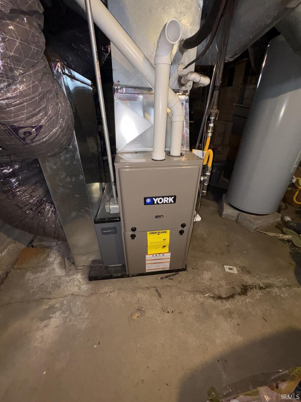 Photo 29 of 607 W Jefferson Street