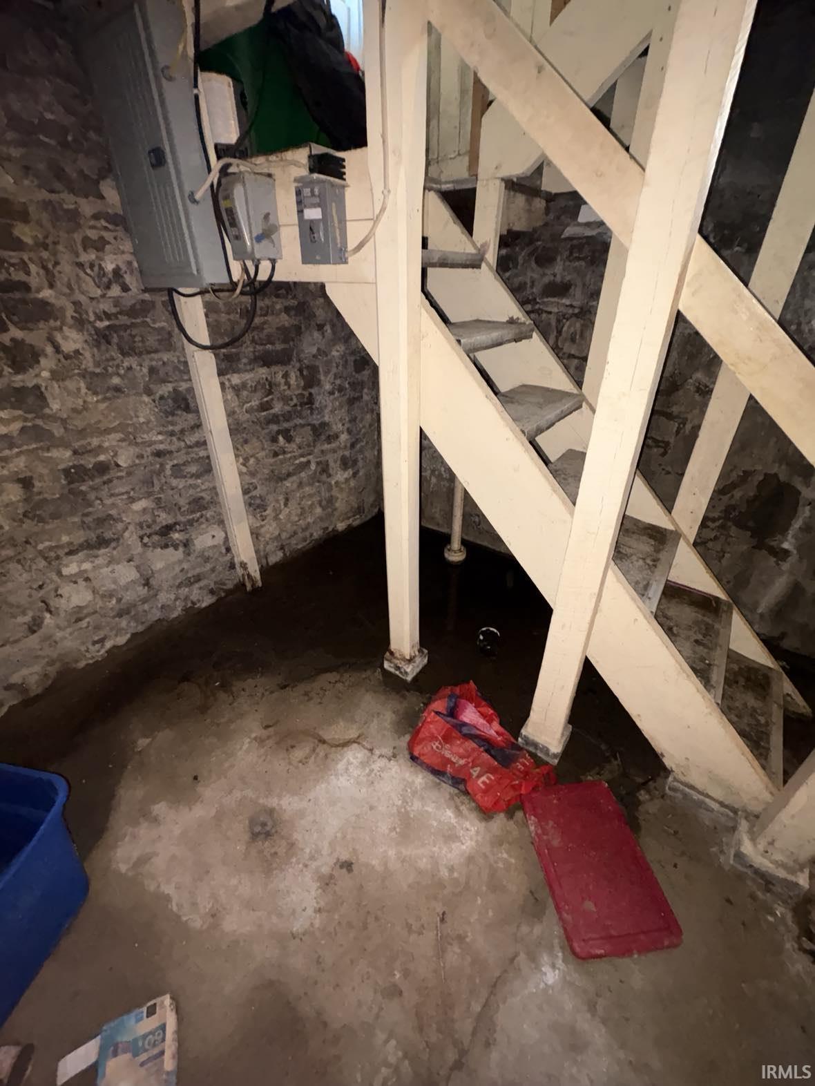 Photo 31 of 607 W Jefferson Street