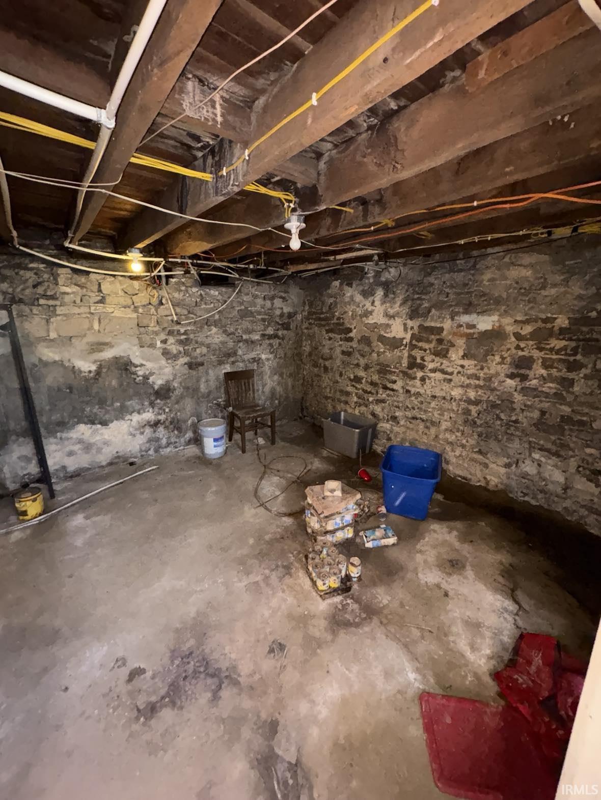 Photo 32 of 607 W Jefferson Street