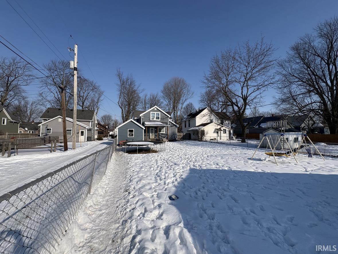 Photo 7 of 607 W Jefferson Street