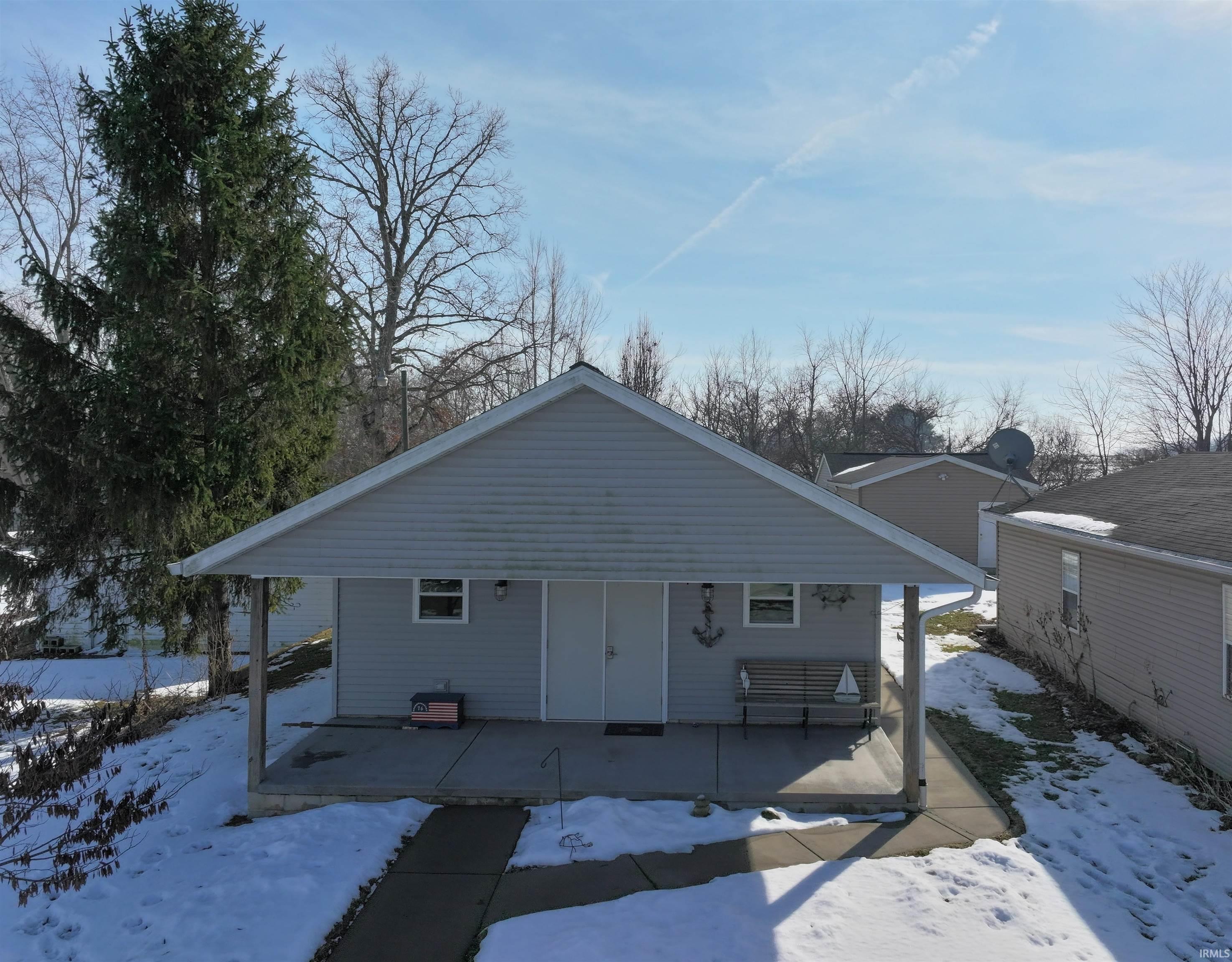 Homes for sale in Kewanna, IN | 11446 South Park Rd, Kewanna, IN 46939 | MLS# 202604358