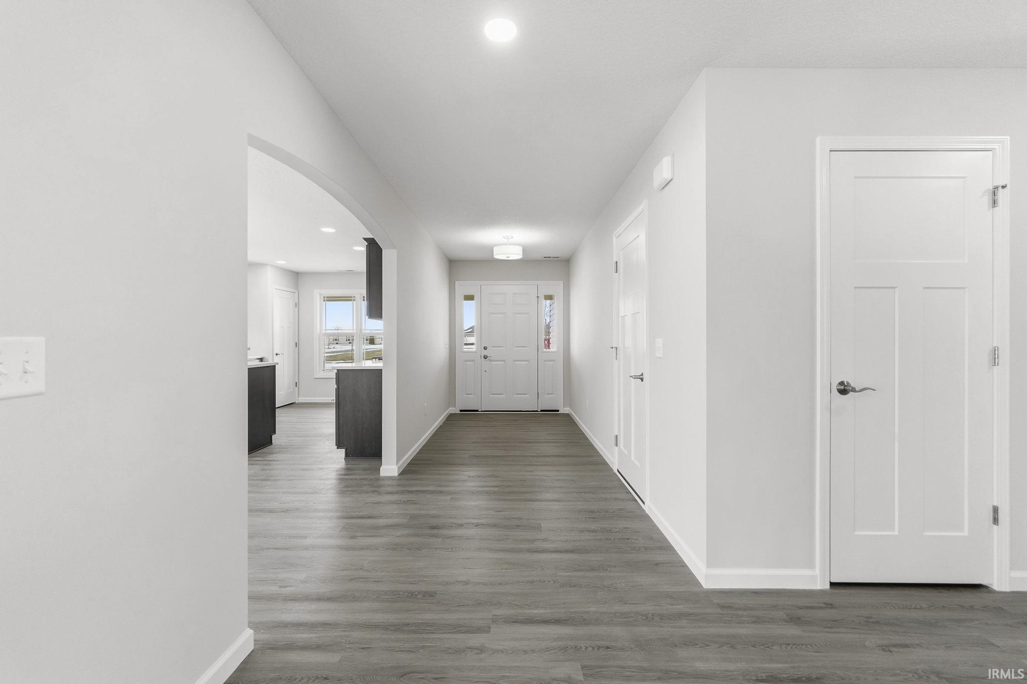 Photo 2 of 303 Latigo Lane