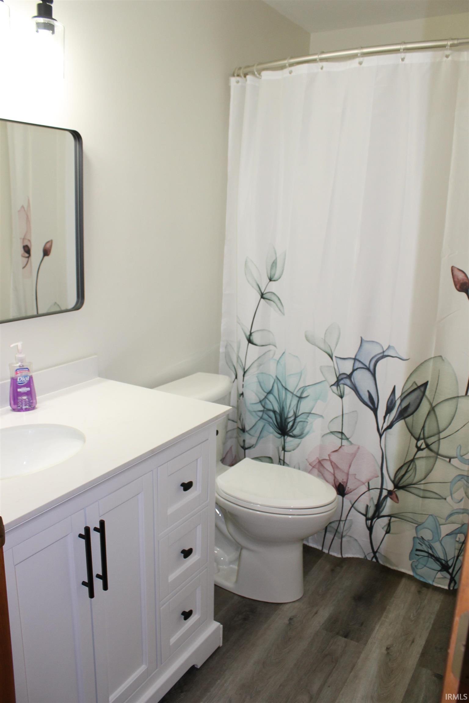 Photo 4 of 700 Apple Hill Way