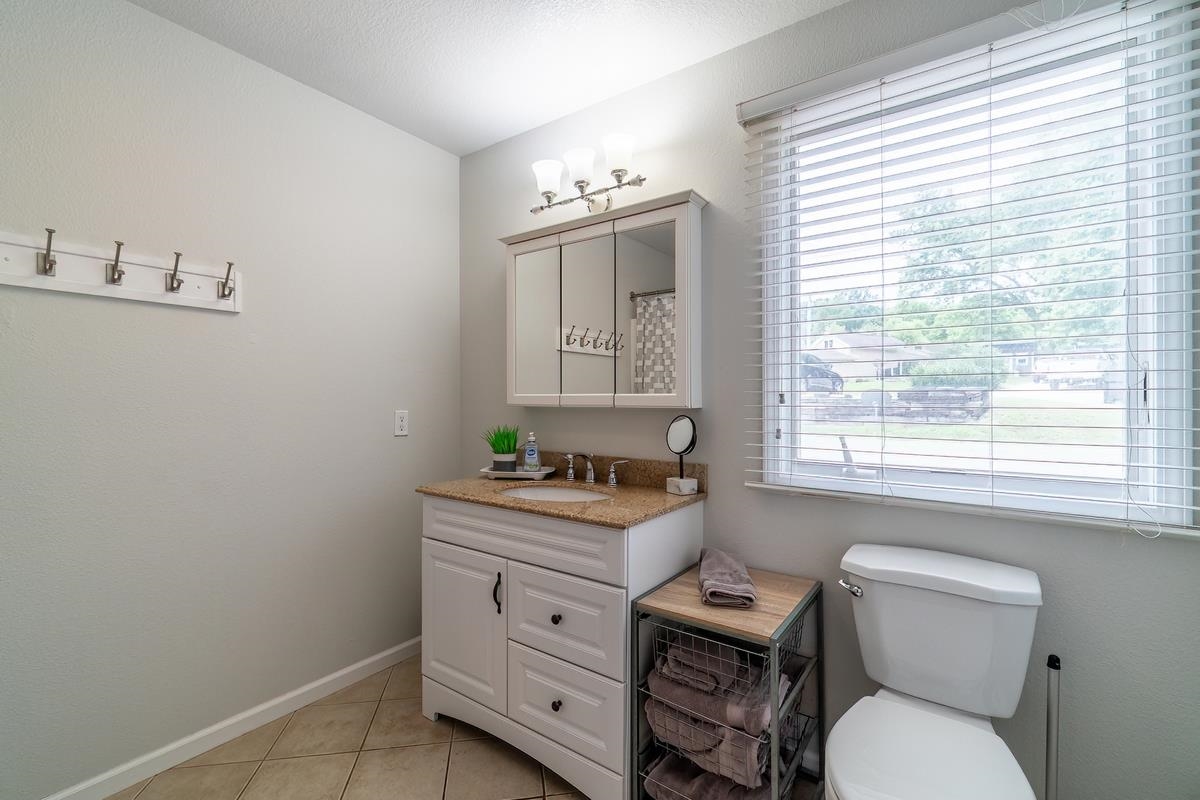 Photo 26 of 60 Lane 101D Jimmerson Lk