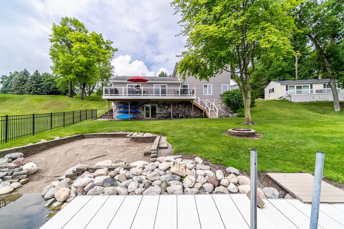 Photo 33 of 60 Lane 101D Jimmerson Lk