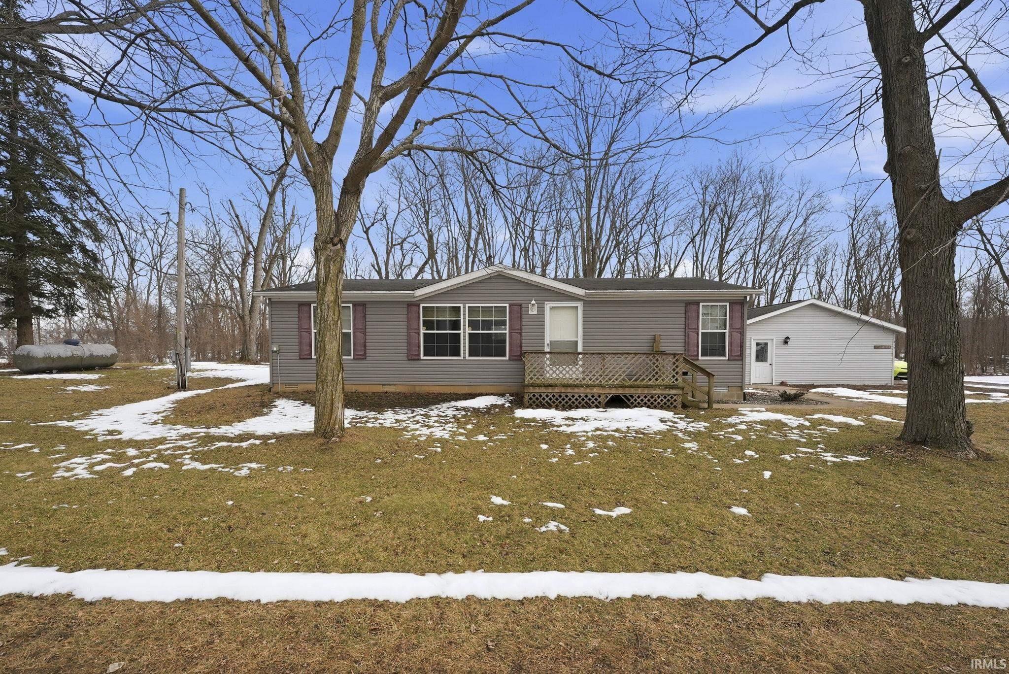 Photo 2 of 619 E 6th Street