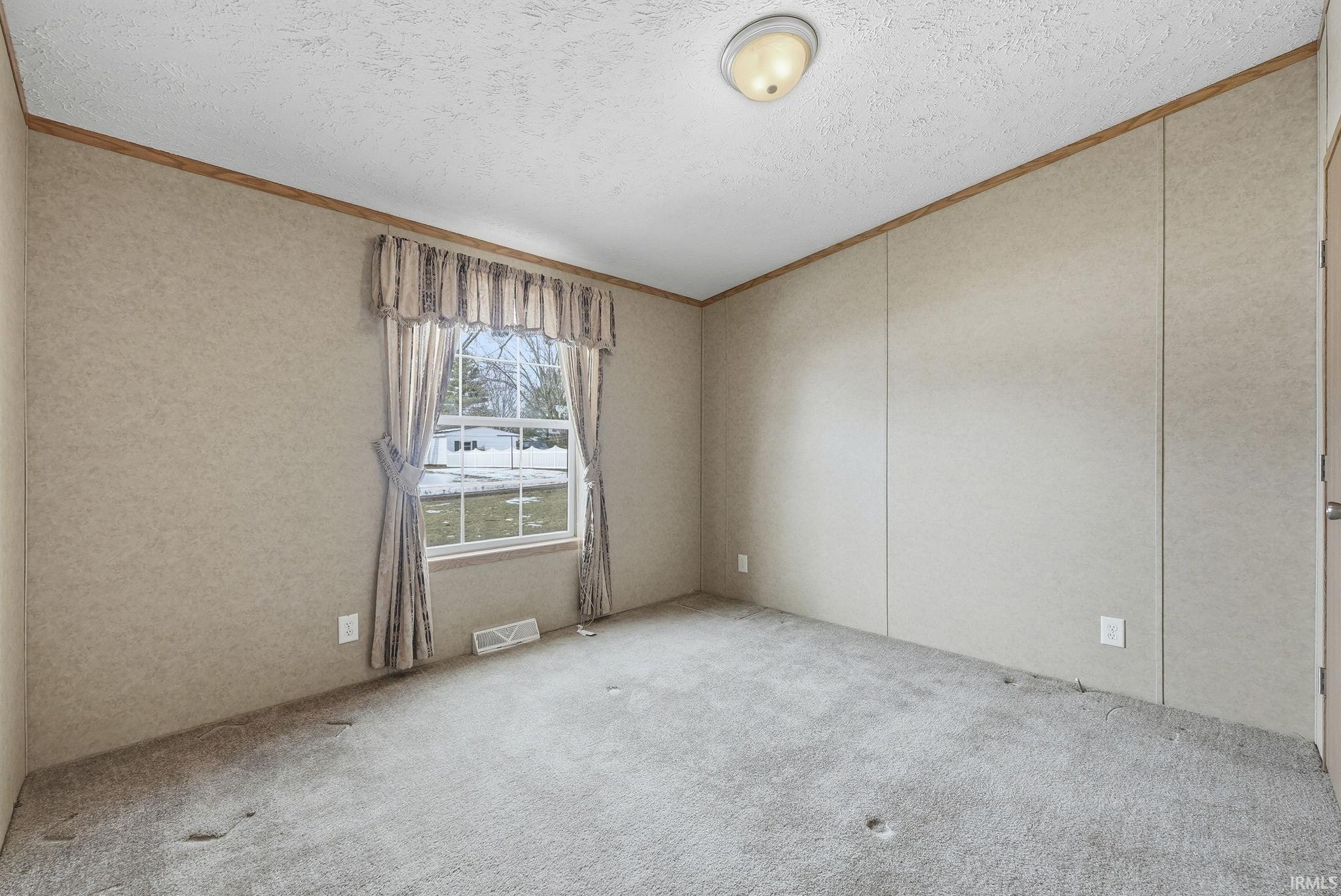 Photo 21 of 619 E 6th Street