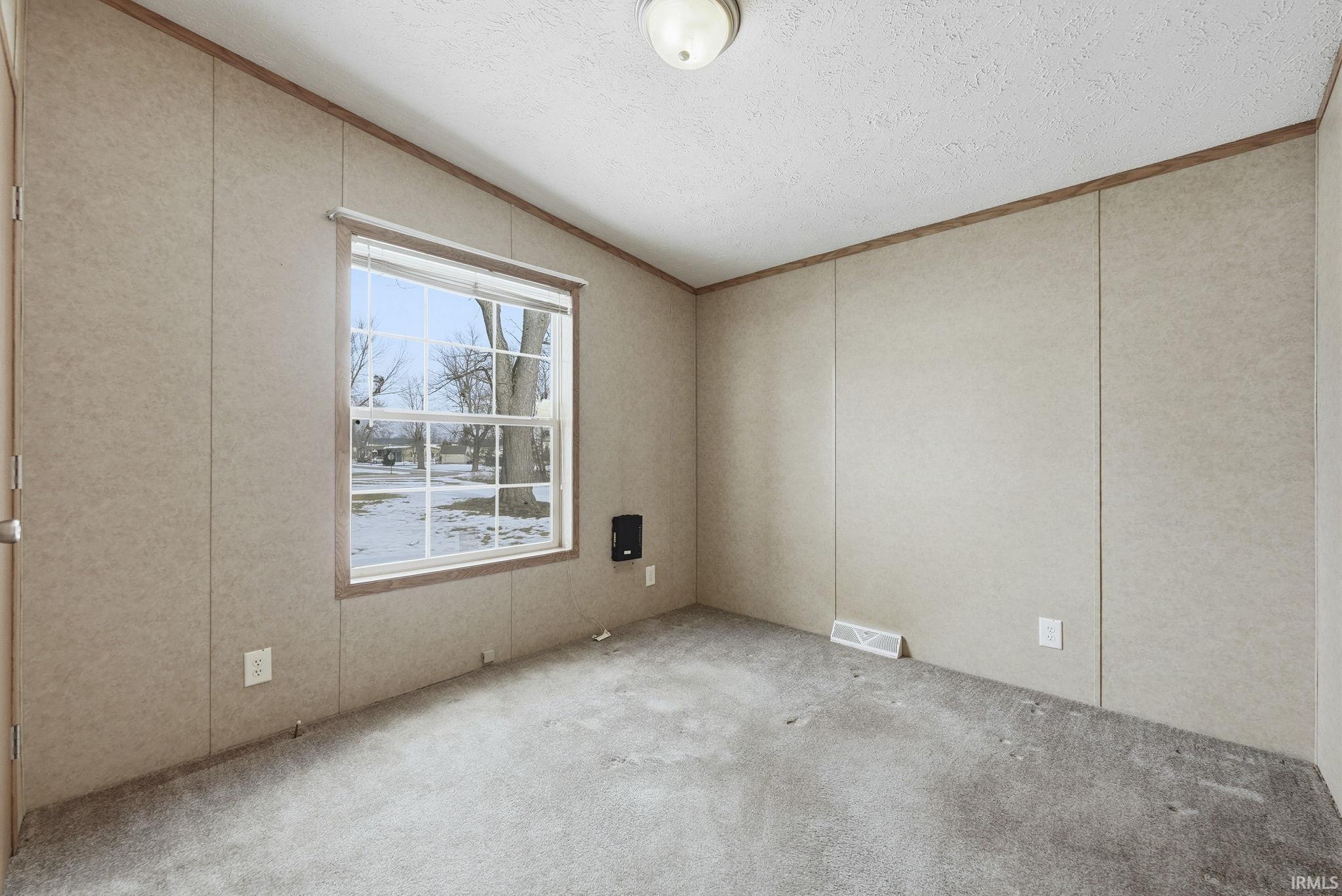 Photo 25 of 619 E 6th Street