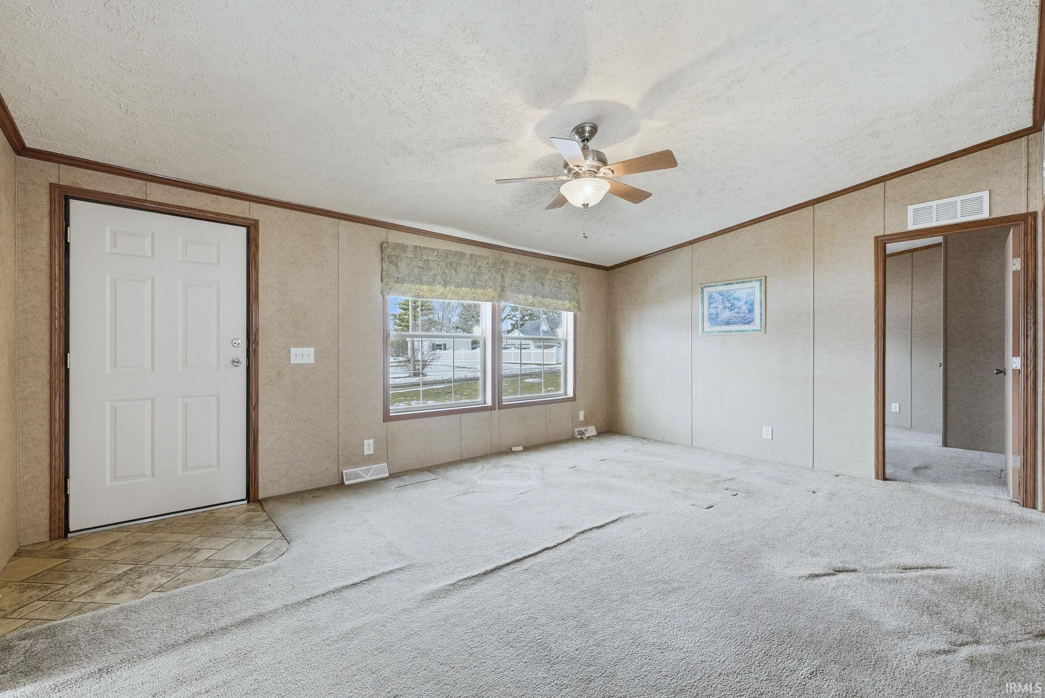 Photo 6 of 619 E 6th Street