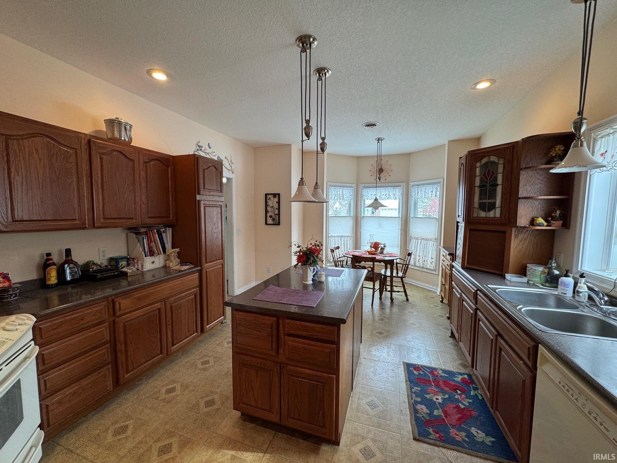 Homes for sale in Rochester, IN | 1250 Bittersweet Ln, Rochester, IN 46975 | MLS# 202604563