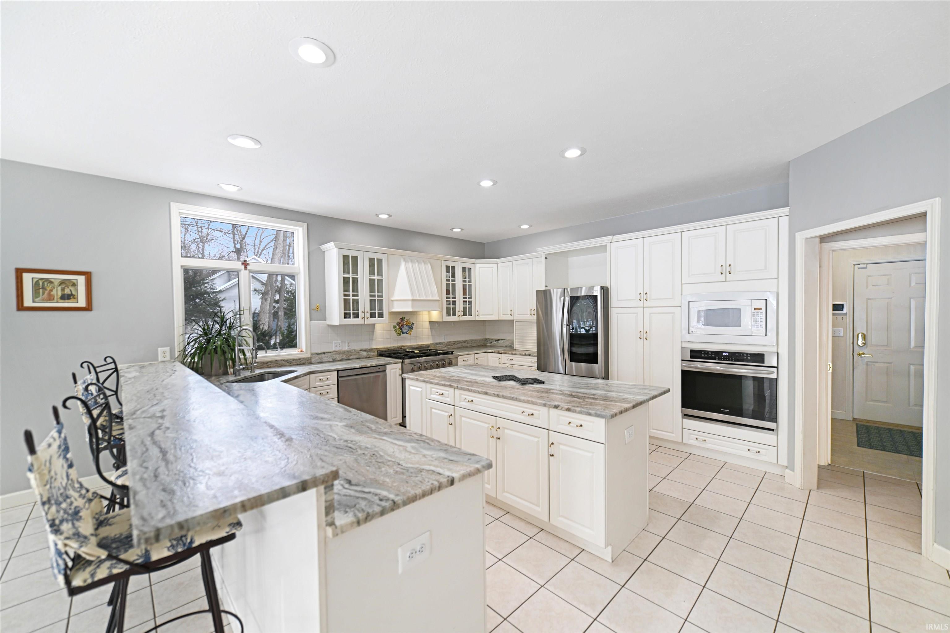 Photo 11 of 53163 Sylvan Court