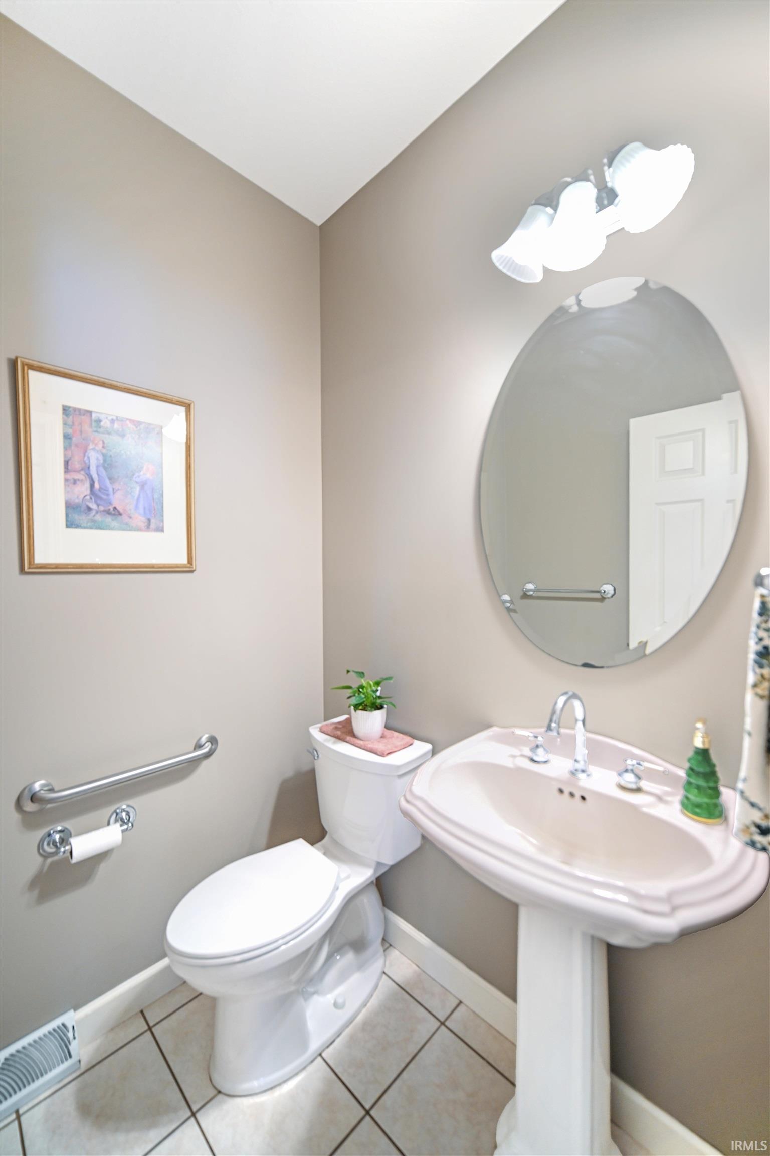 Photo 17 of 53163 Sylvan Court