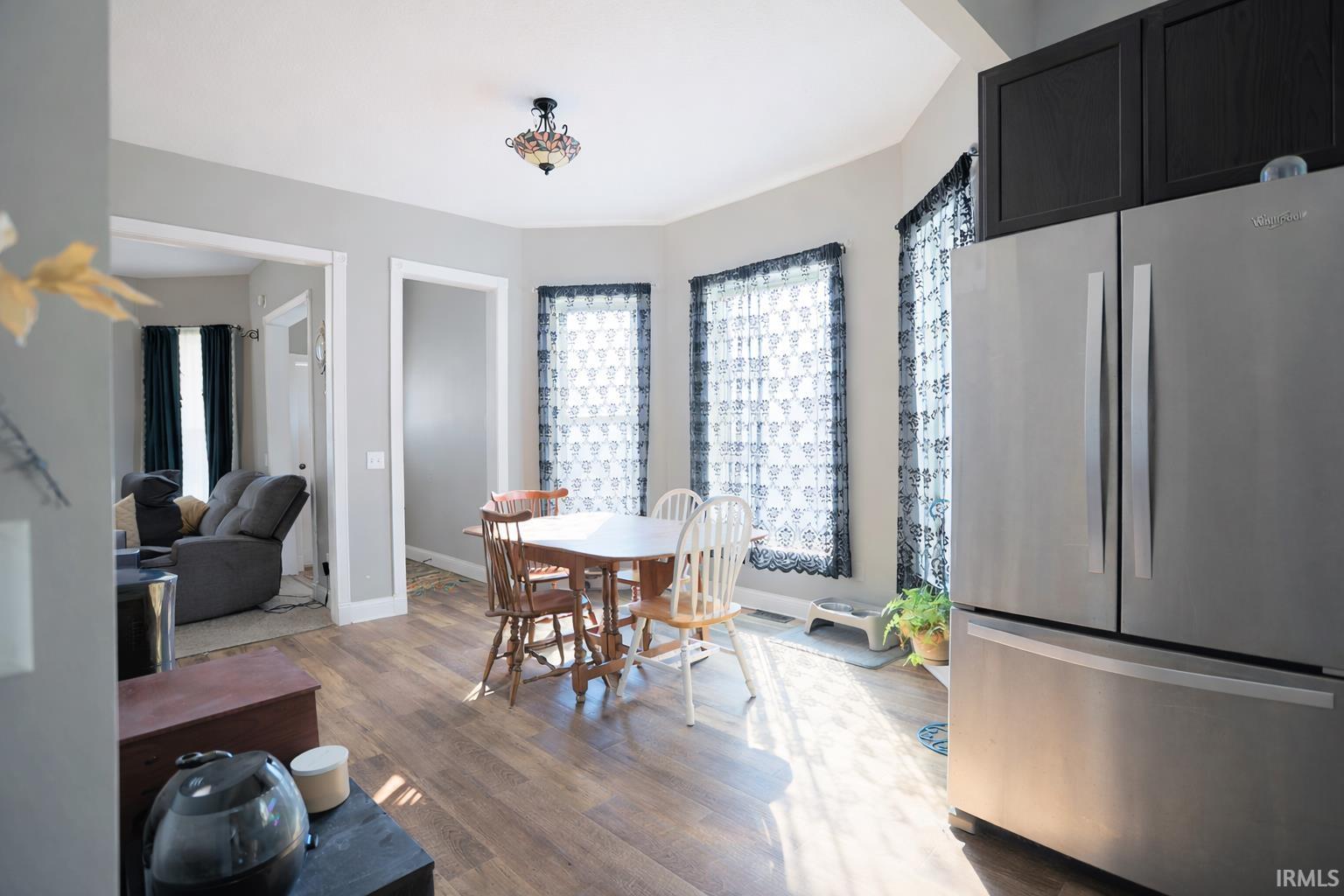 Photo 3 of 1025 Rivermet Avenue