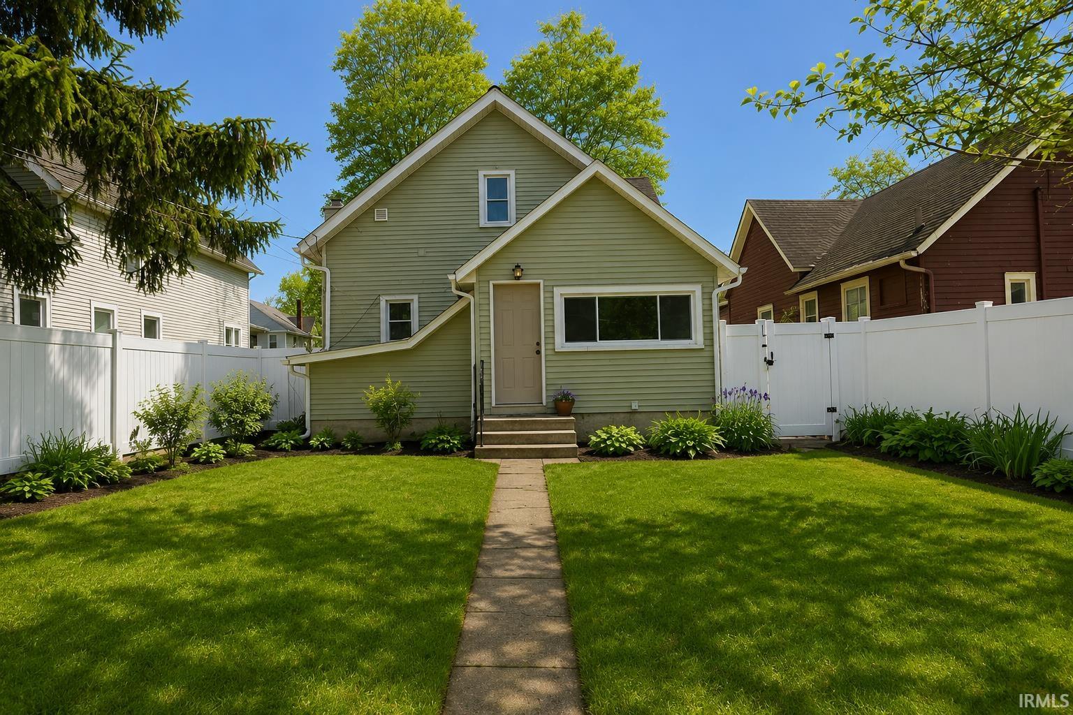 Photo 31 of 1025 Rivermet Avenue