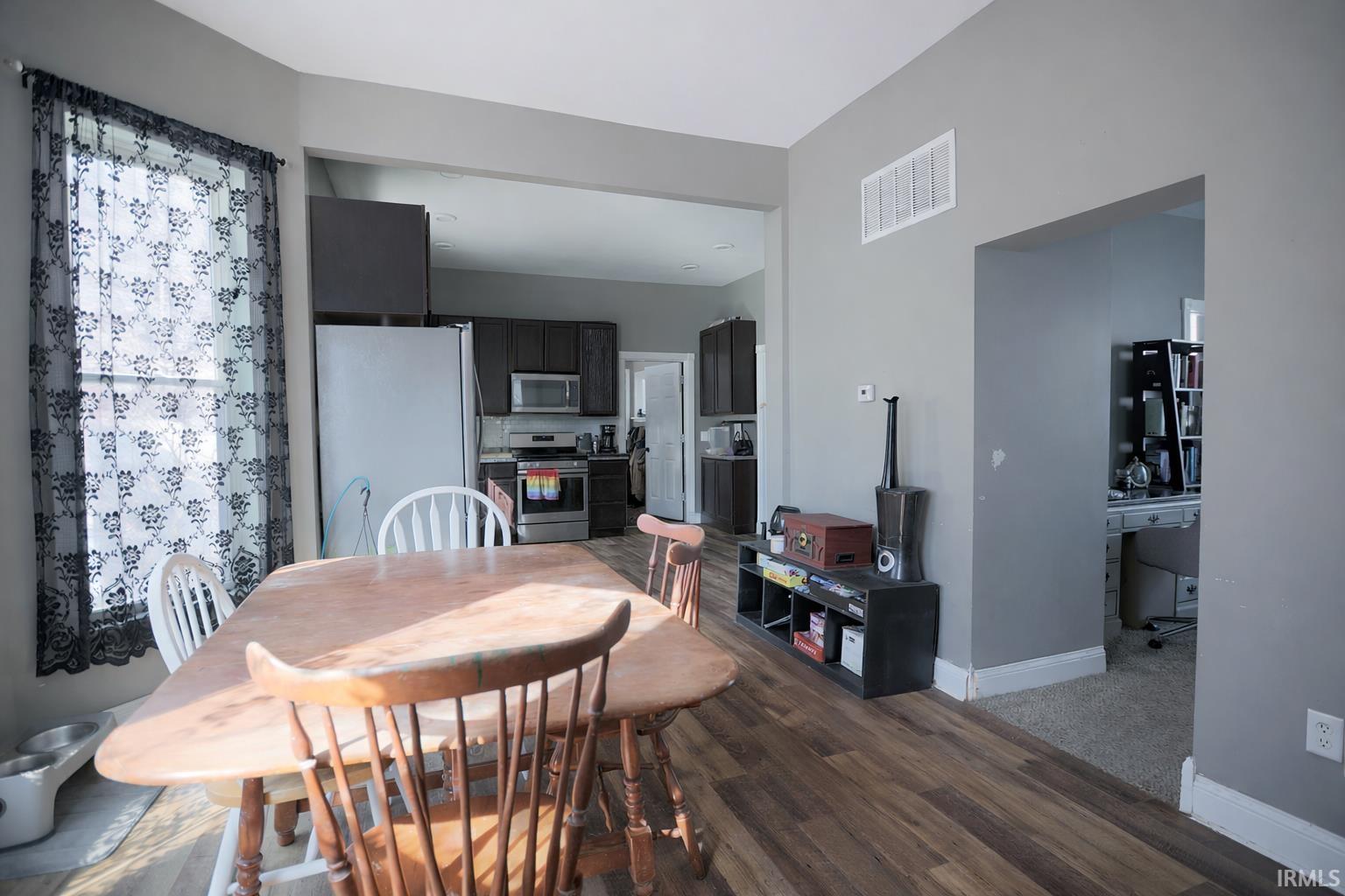 Photo 5 of 1025 Rivermet Avenue