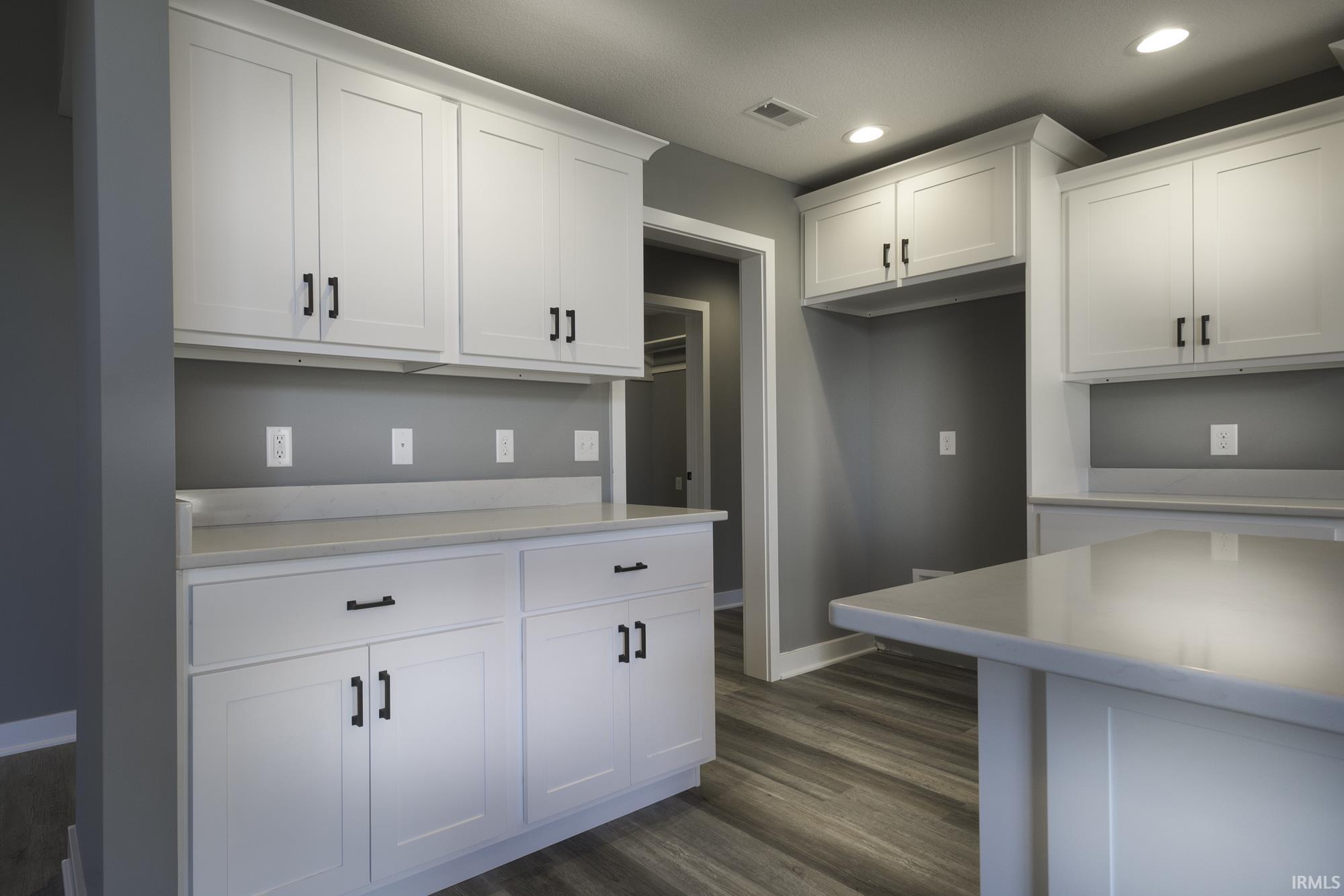 Photo 11 of 5030 Whittlebury Drive