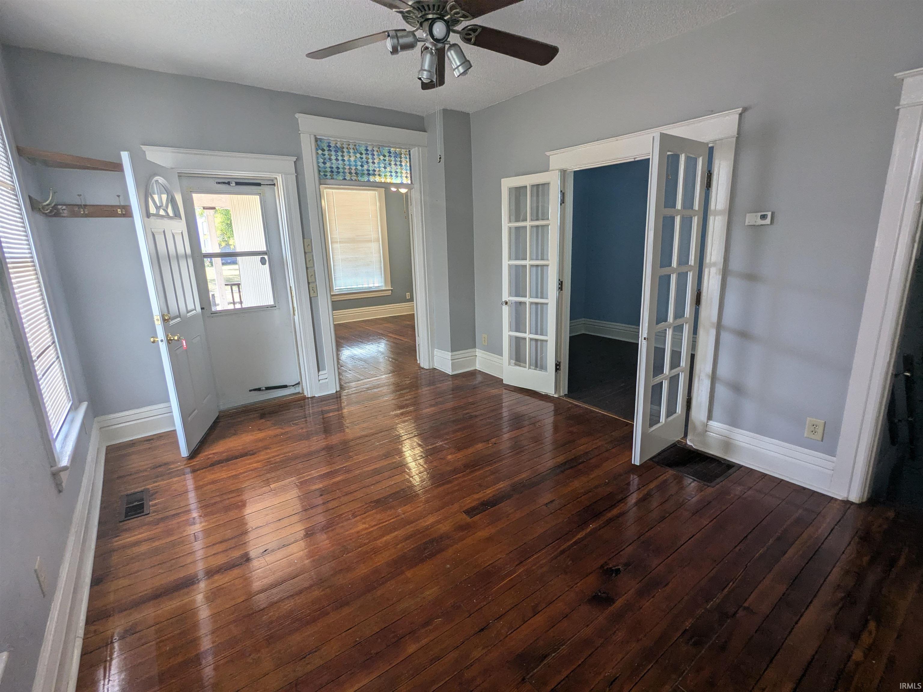 Photo 3 of 1332 Swinney Avenue