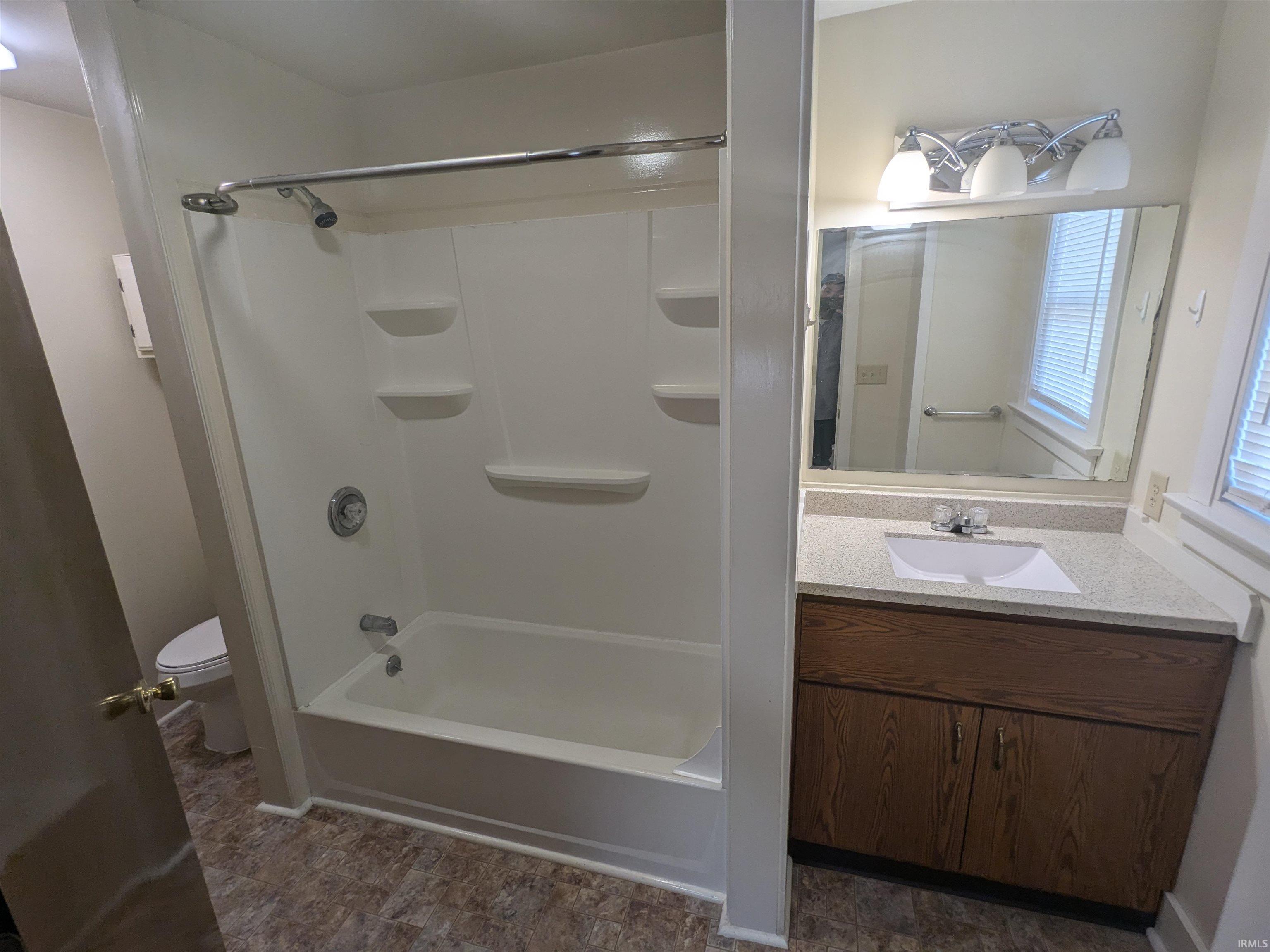 Photo 8 of 1332 Swinney Avenue