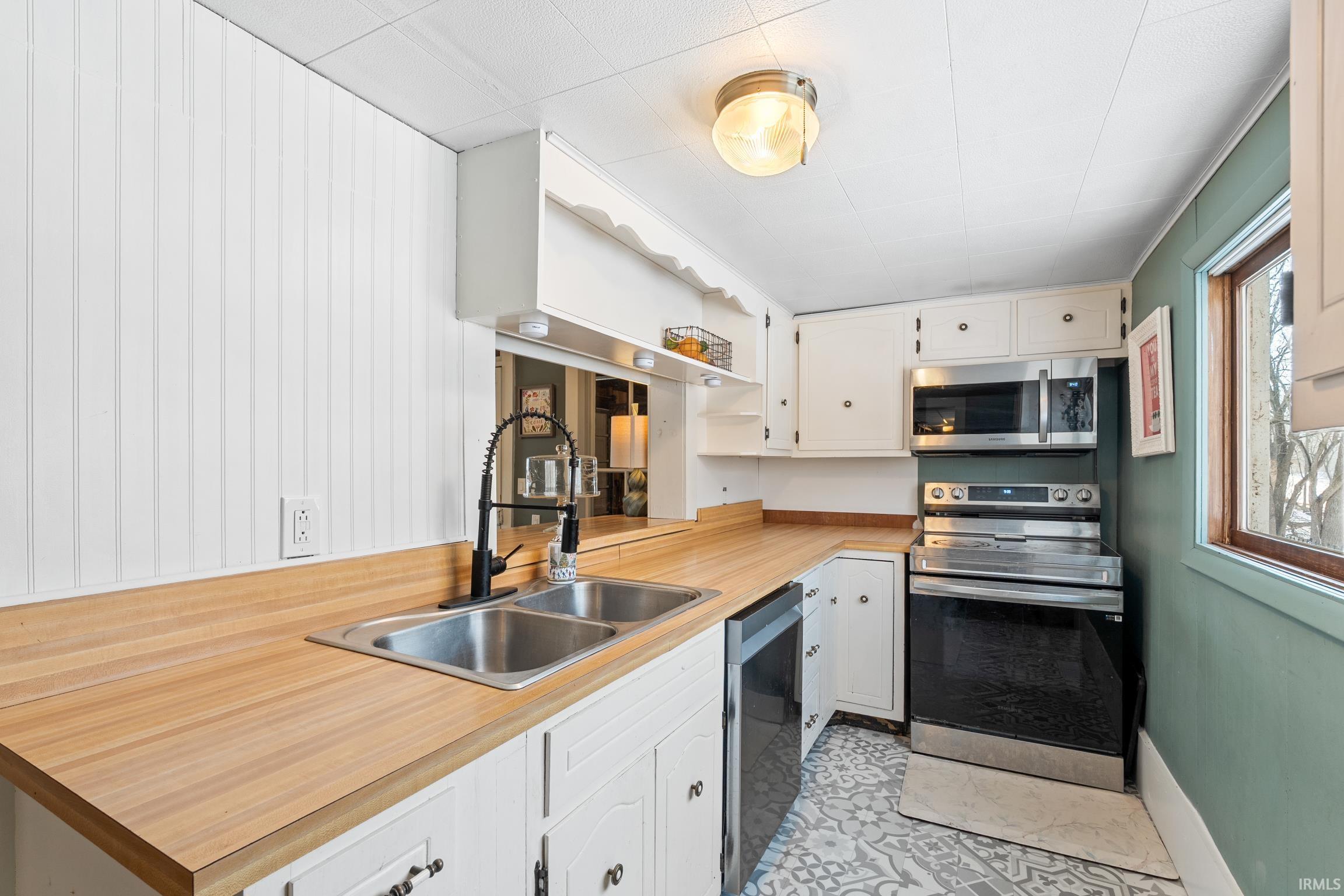 Photo 12 of 3281 E Wilcox Road