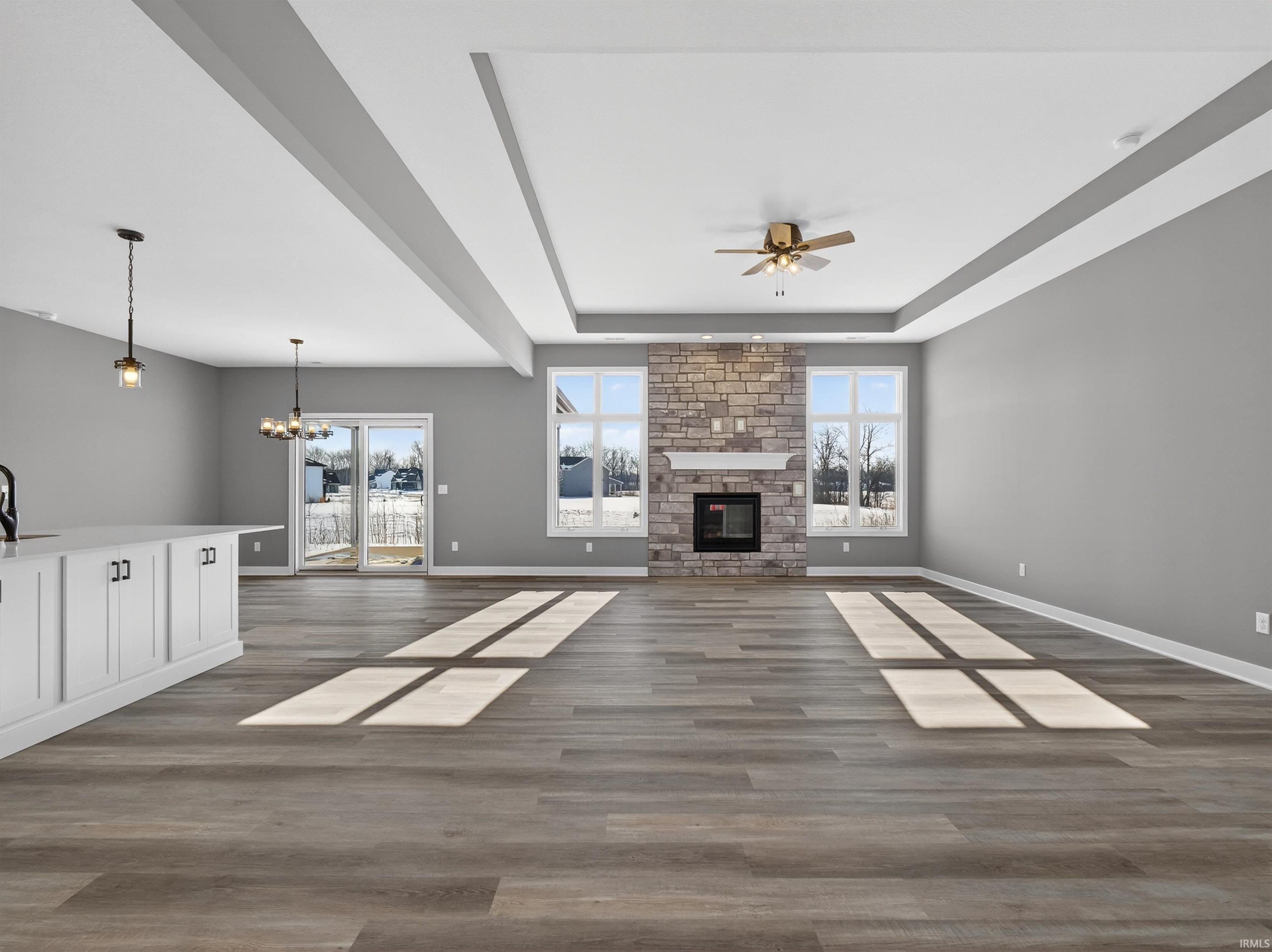 Photo 3 of 1385 Dixon Place