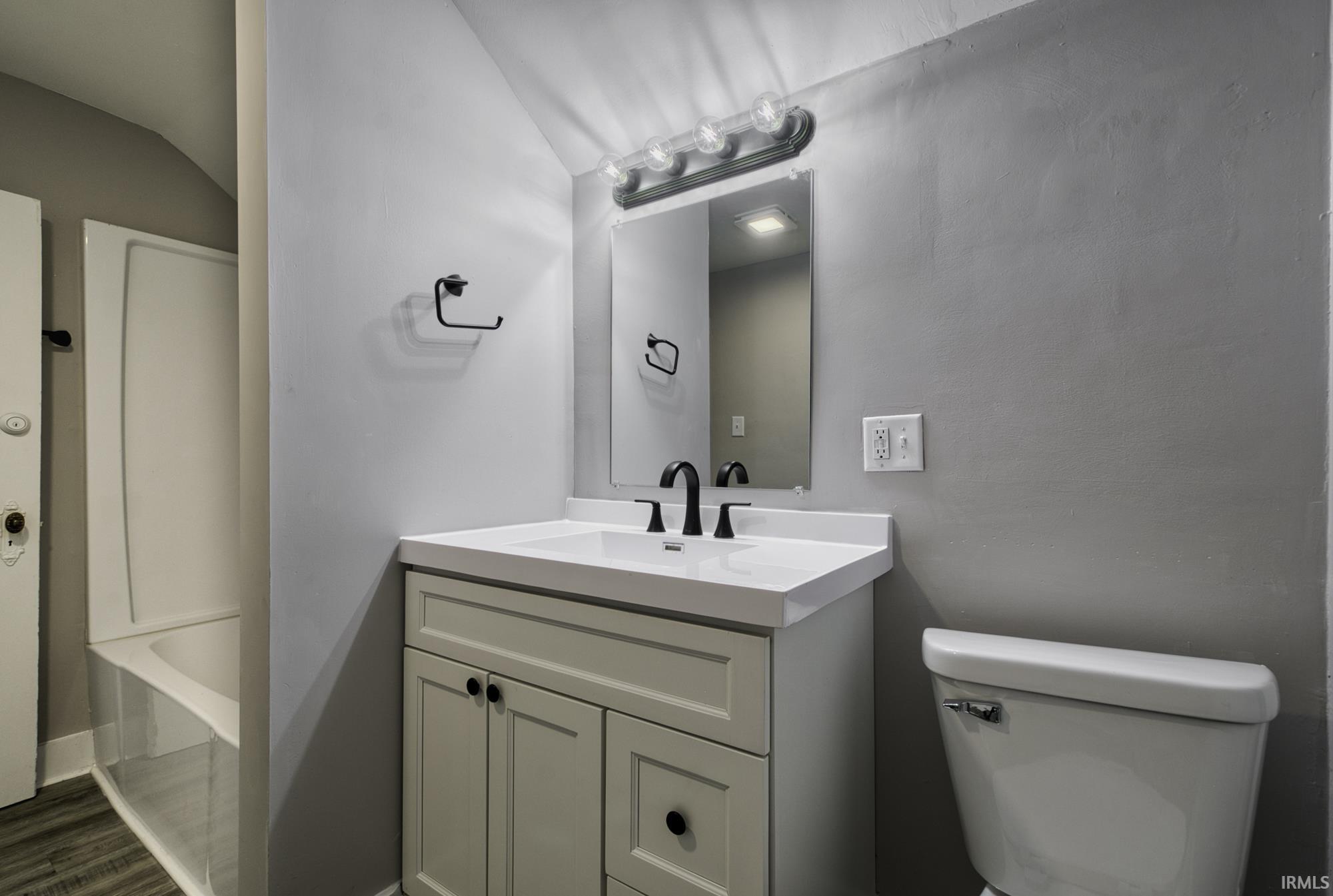 Photo 24 of 601 Charlotte Avenue