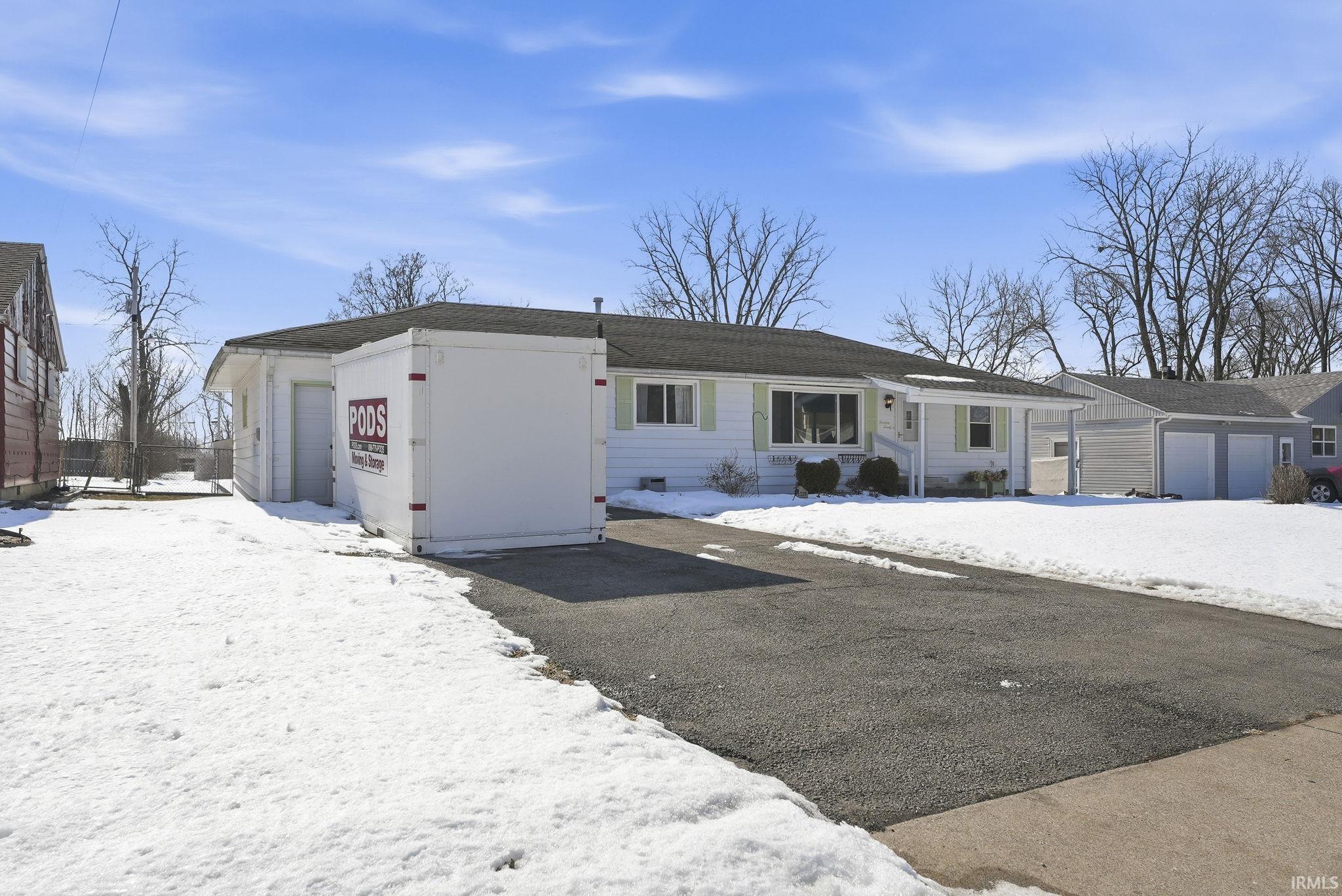 Photo 3 of 1320 Ventura Lane