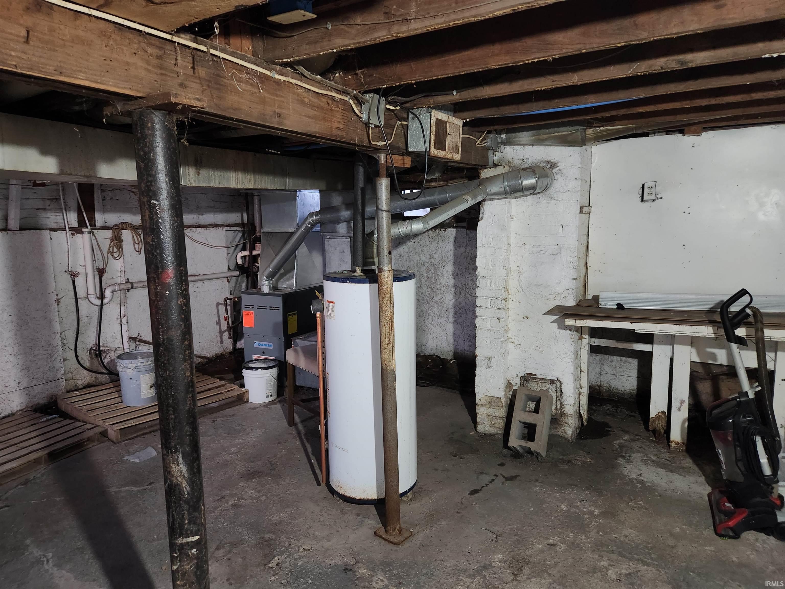 Photo 17 of 460 Violet Court