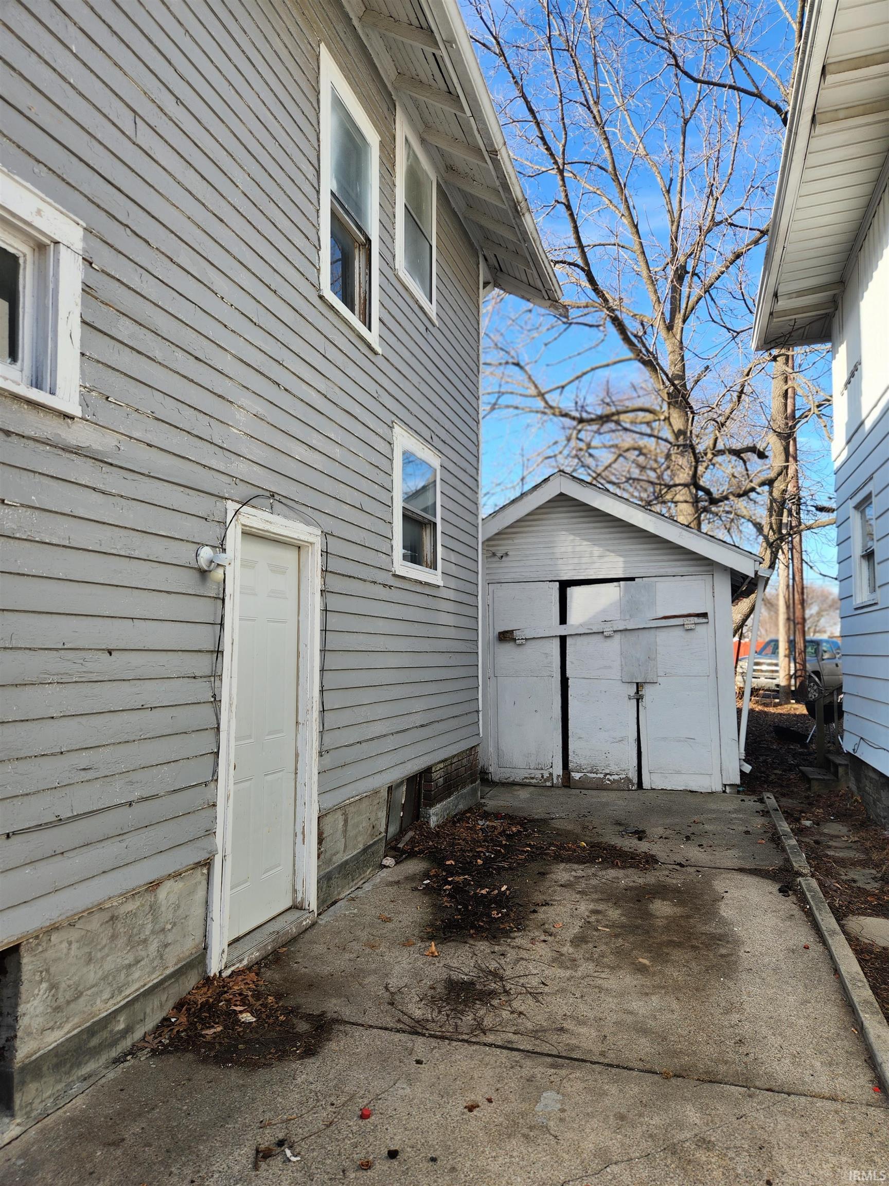 Photo 2 of 460 Violet Court