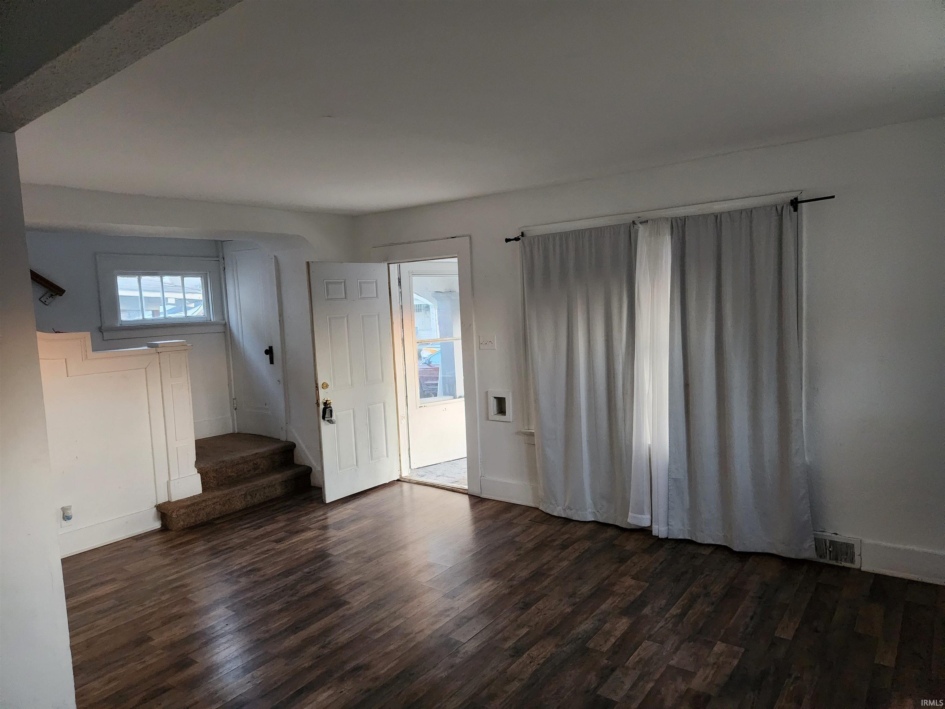 Photo 5 of 460 Violet Court