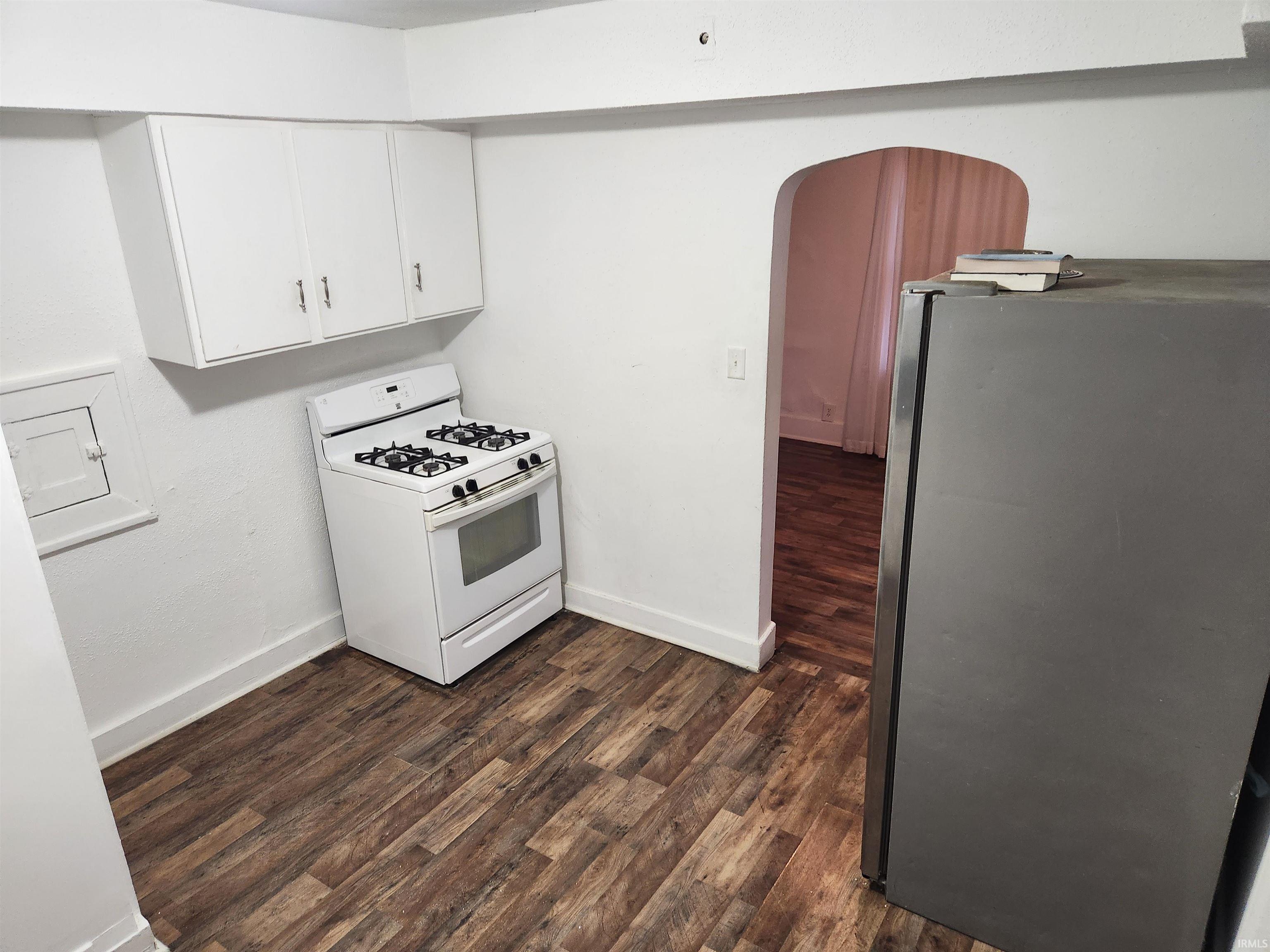 Photo 9 of 460 Violet Court