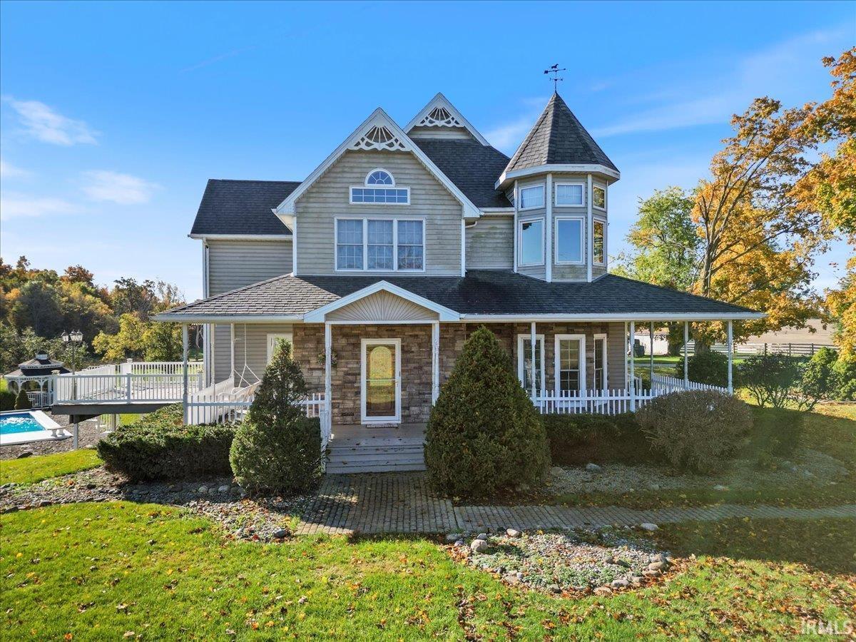 Photo 1 of 3960 E 500 N