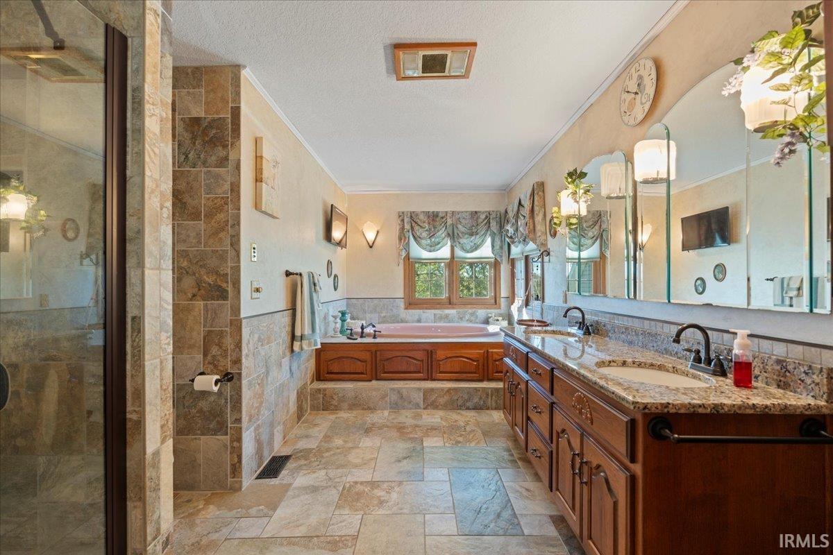 Photo 25 of 3960 E 500 N