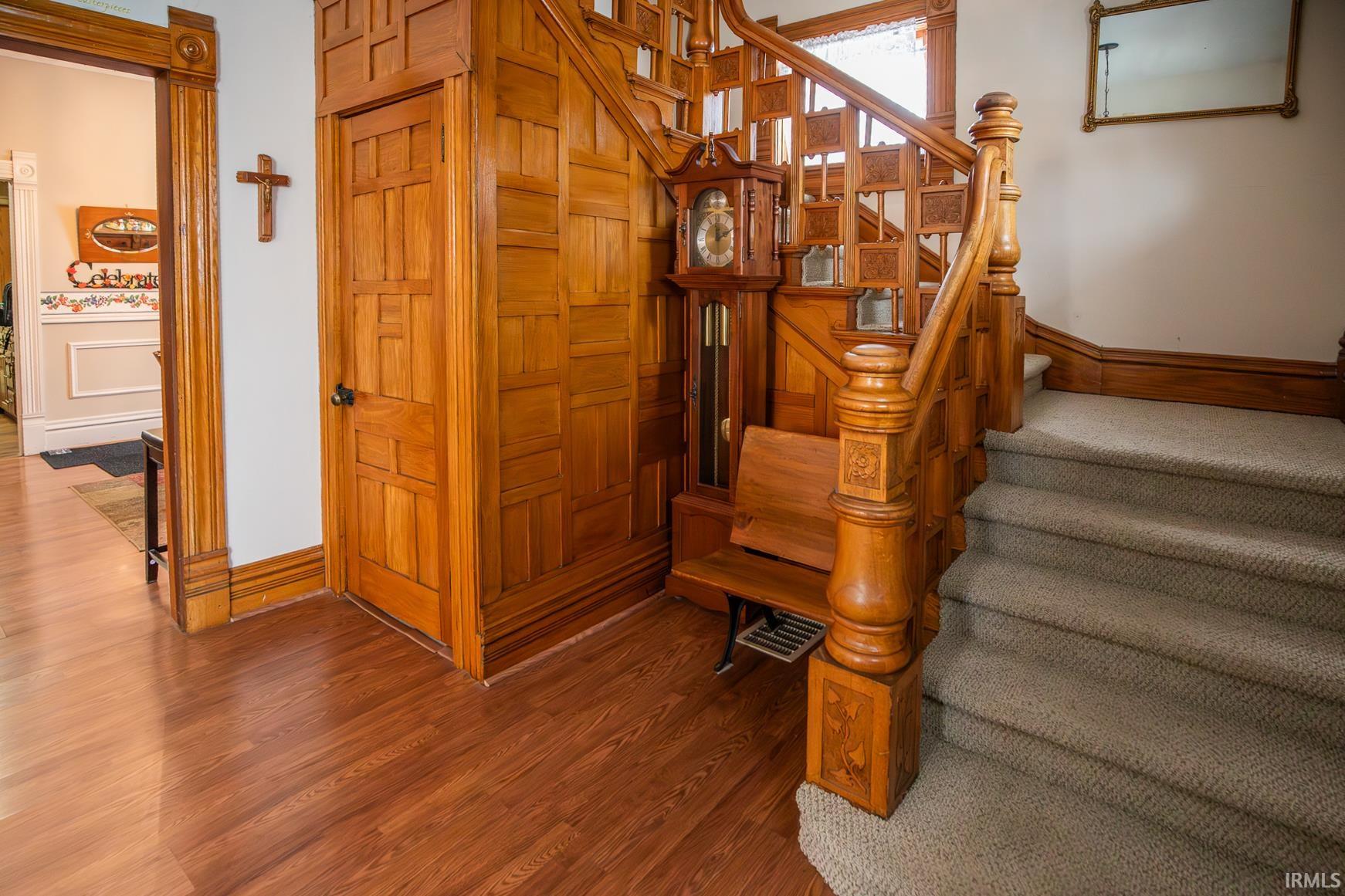 Photo 11 of 929 S Main Street