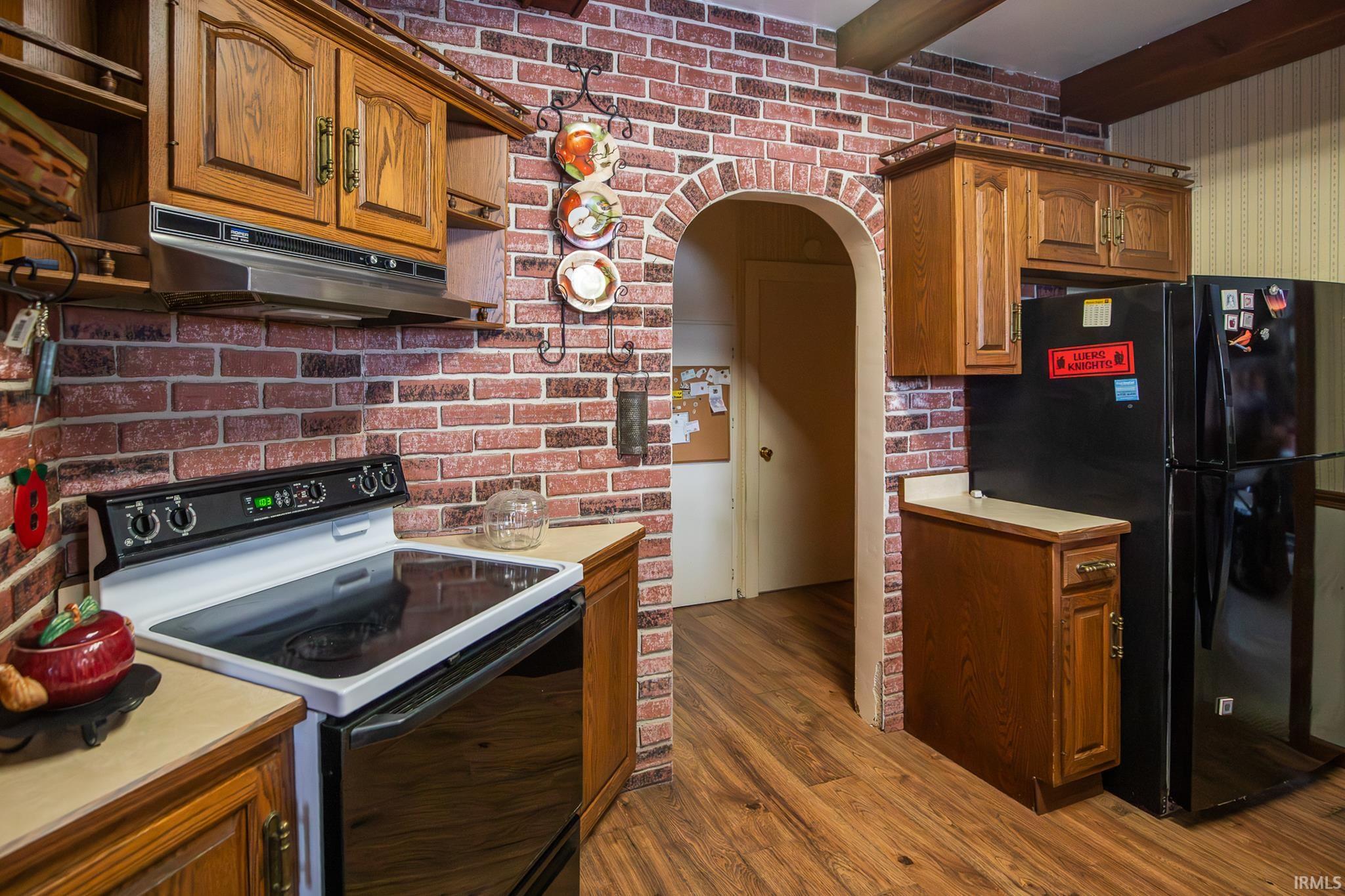 Photo 21 of 929 S Main Street