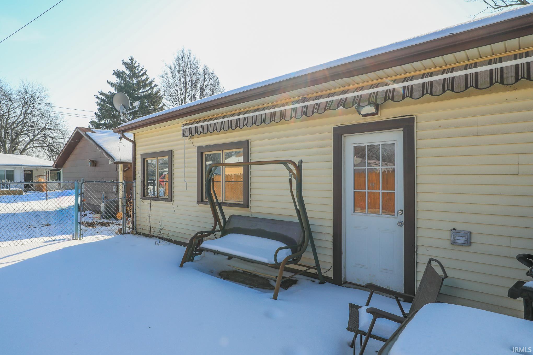 Photo 6 of 929 S Main Street