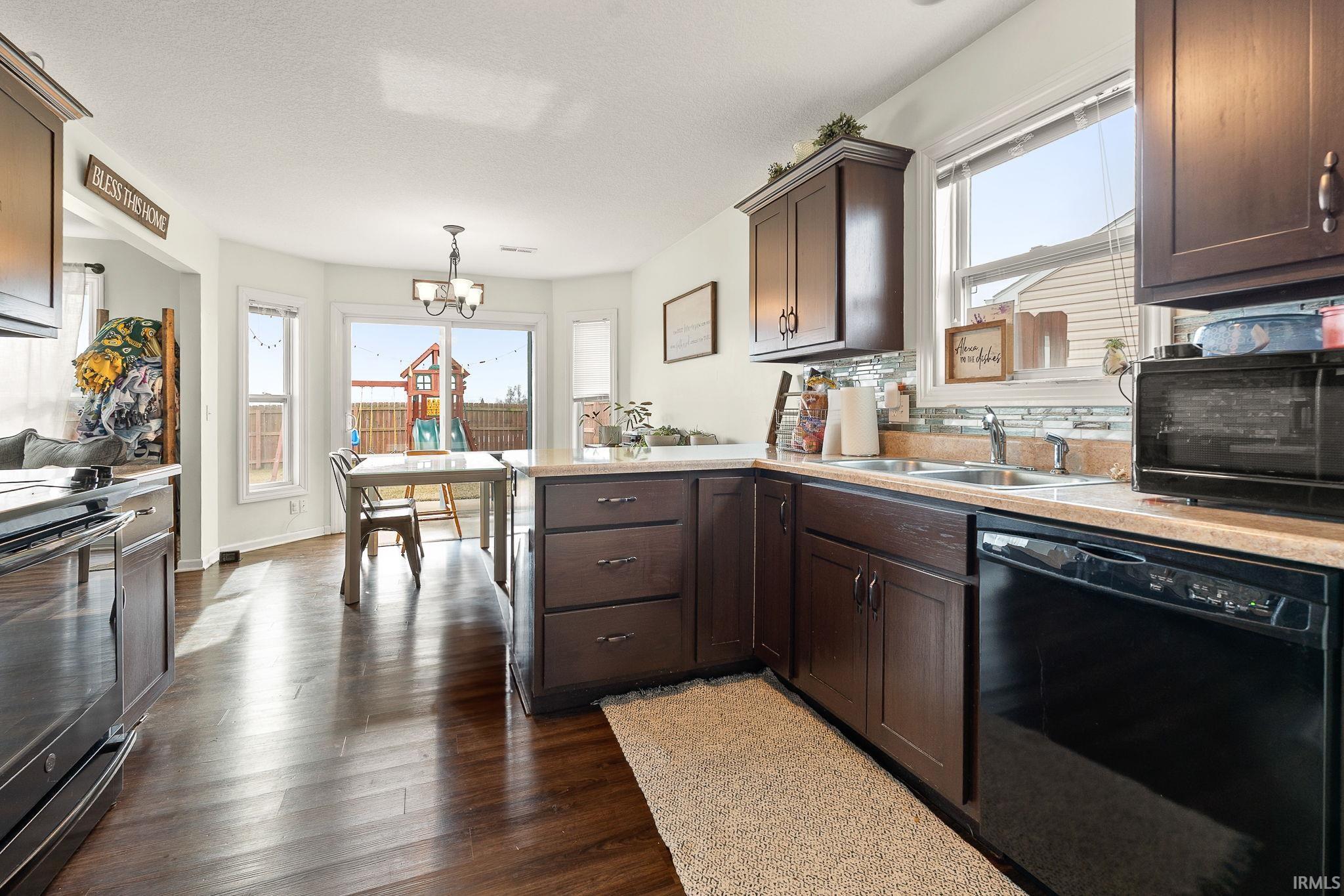 Photo 9 of 12905 Magnolia Creek Trail