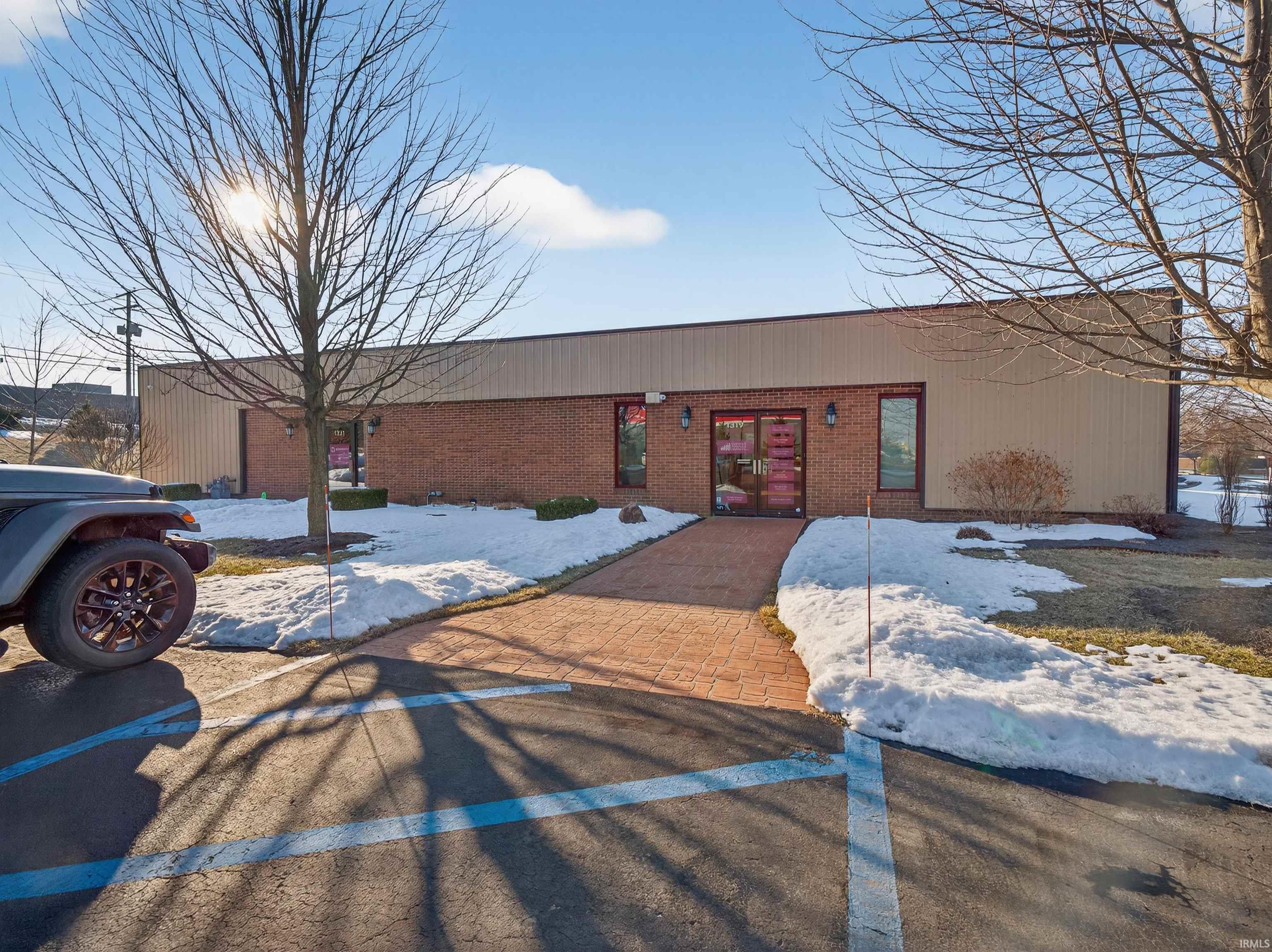 Photo 0 of 1319 Magnavox (Suite 400) Way