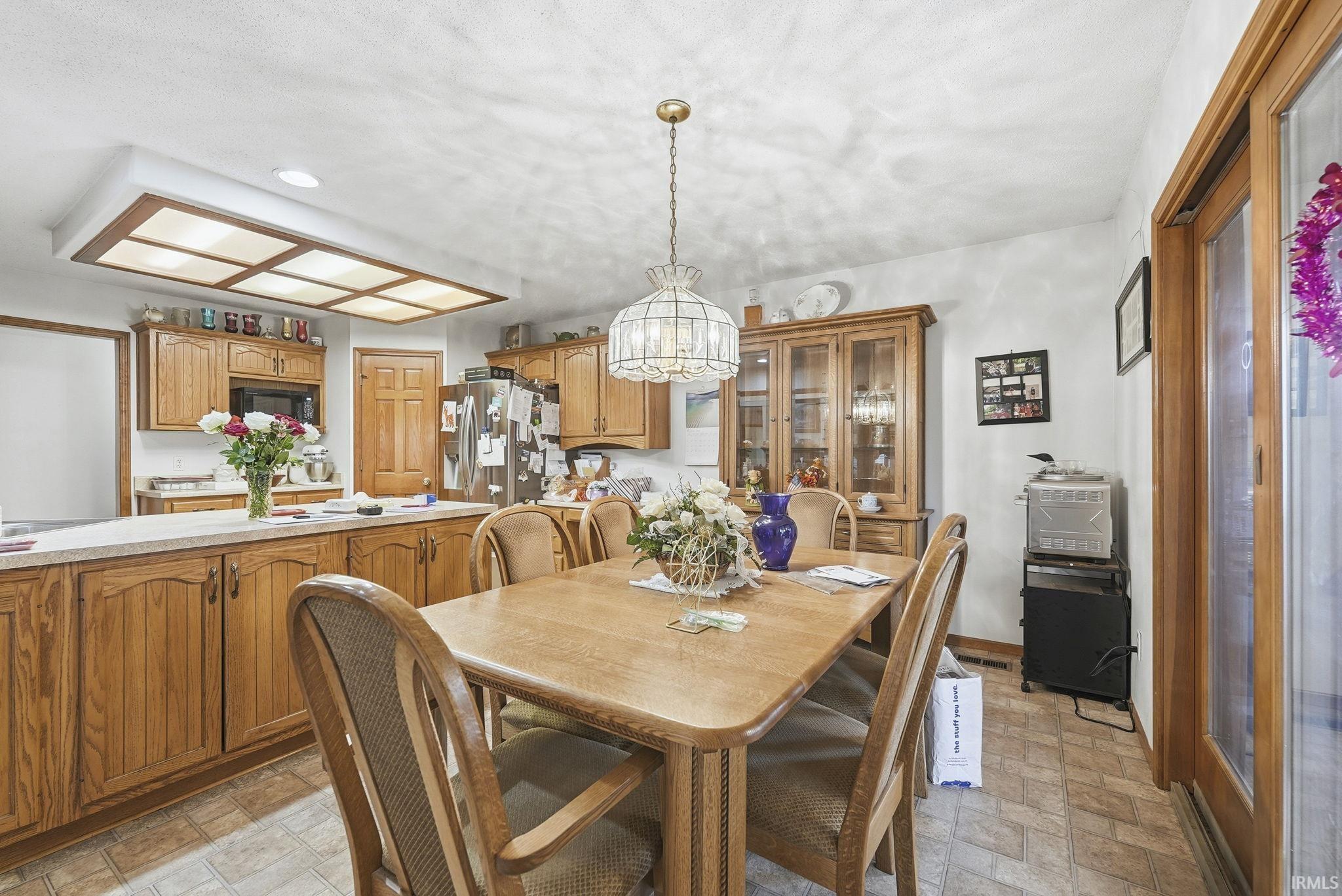 Dining area with recessed lighting