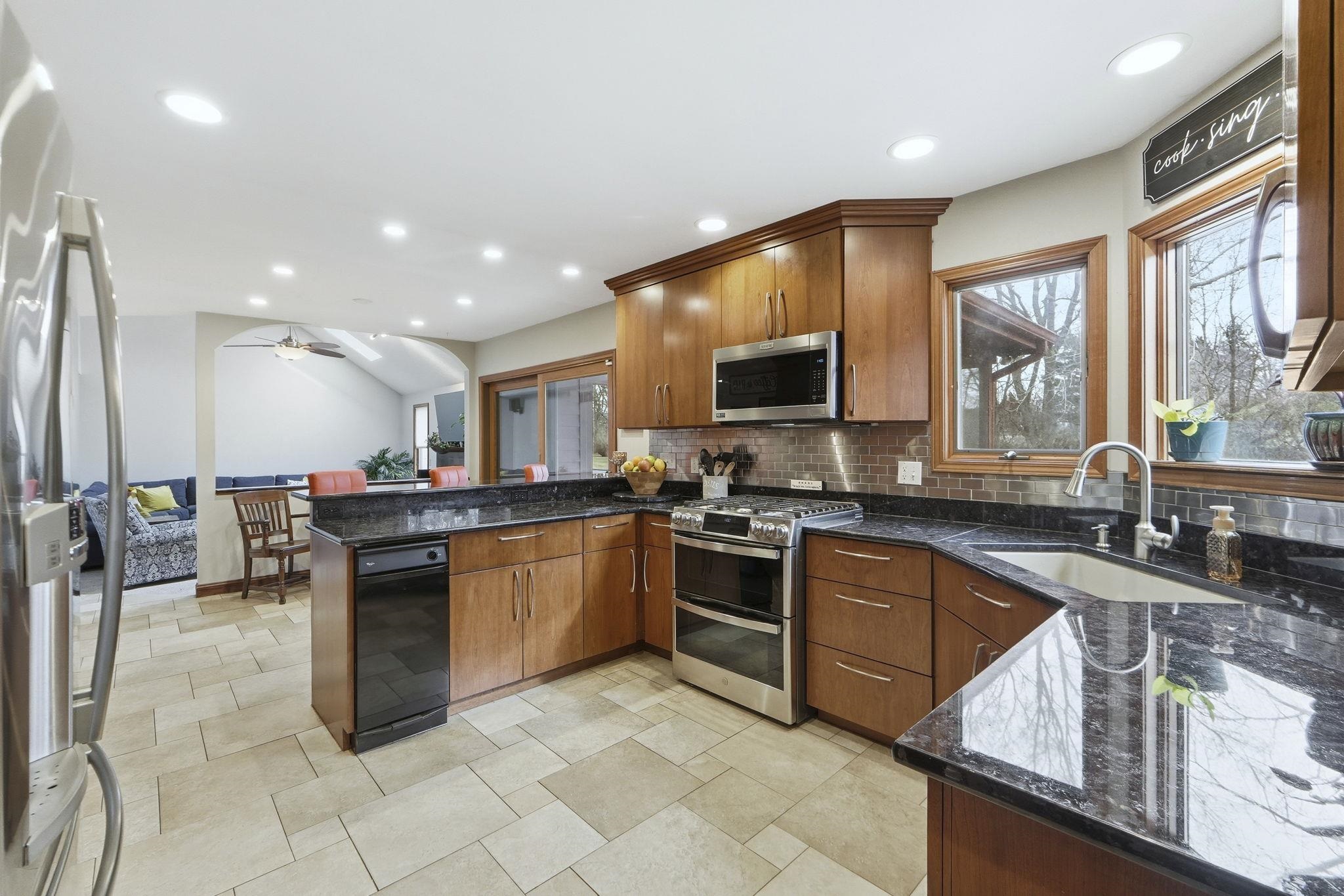 Photo 12 of 4317 Huntley Court