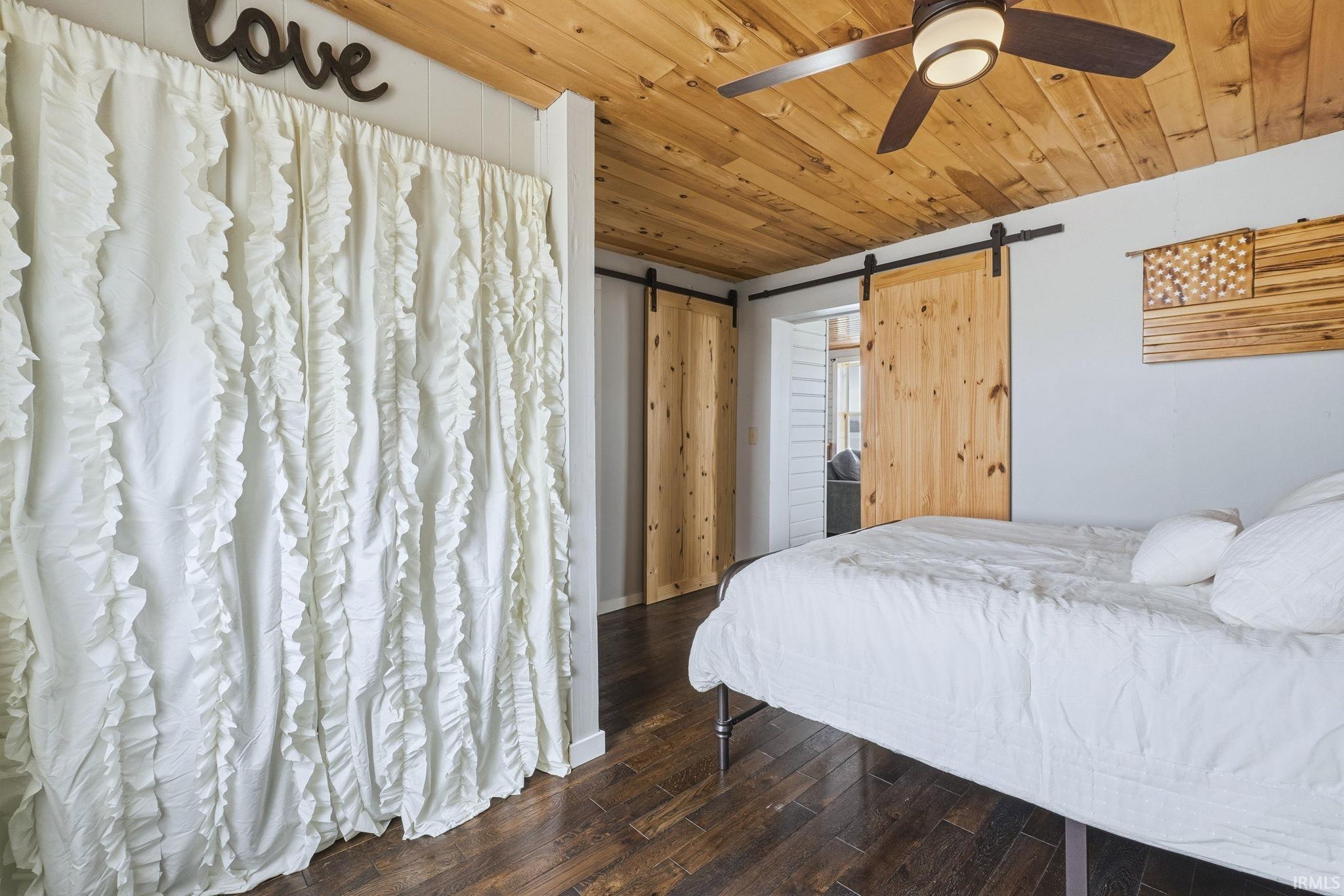 Photo 17 of 2420 N Old State Road 1 Road