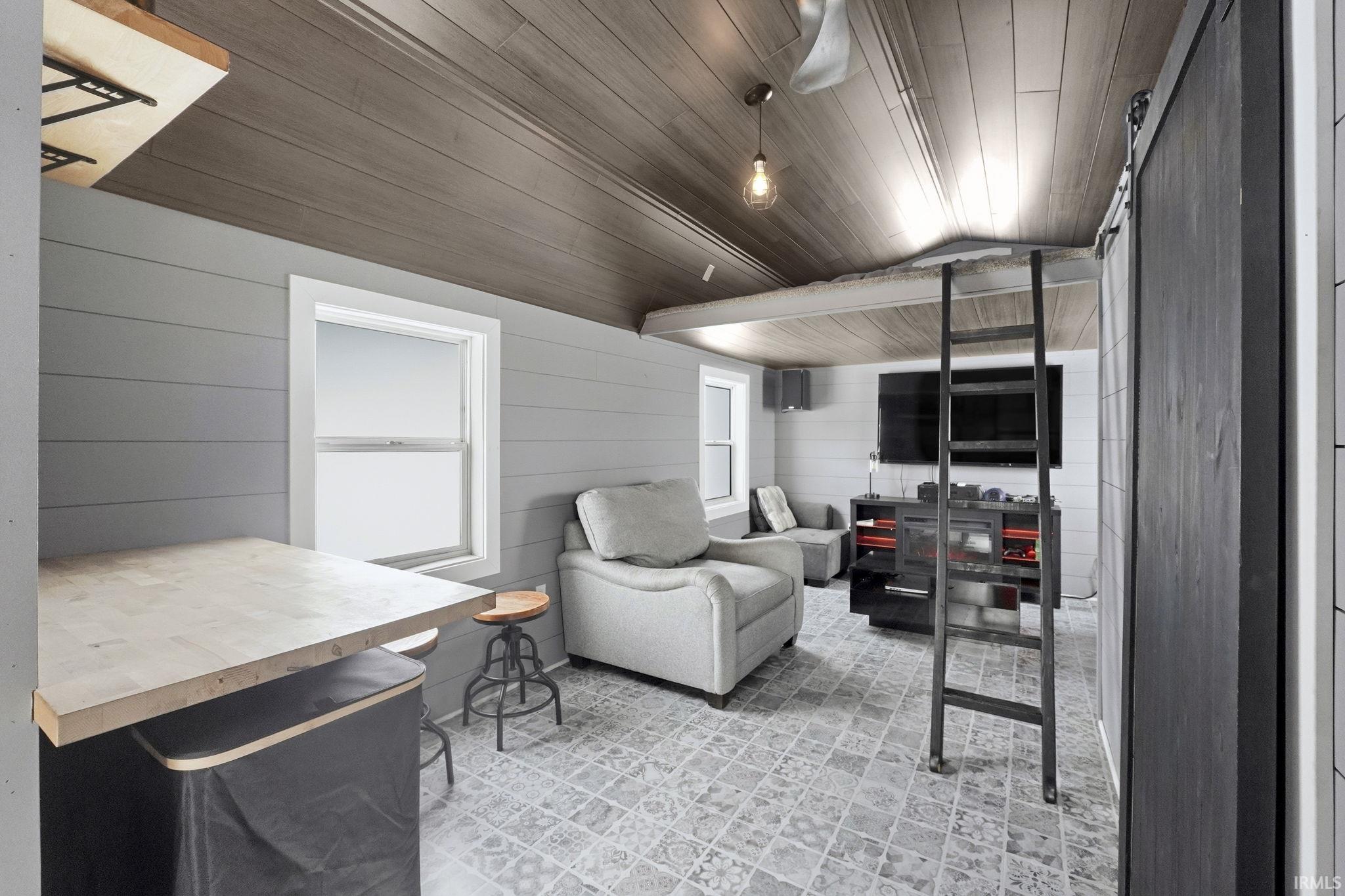 Photo 26 of 2420 N Old State Road 1 Road