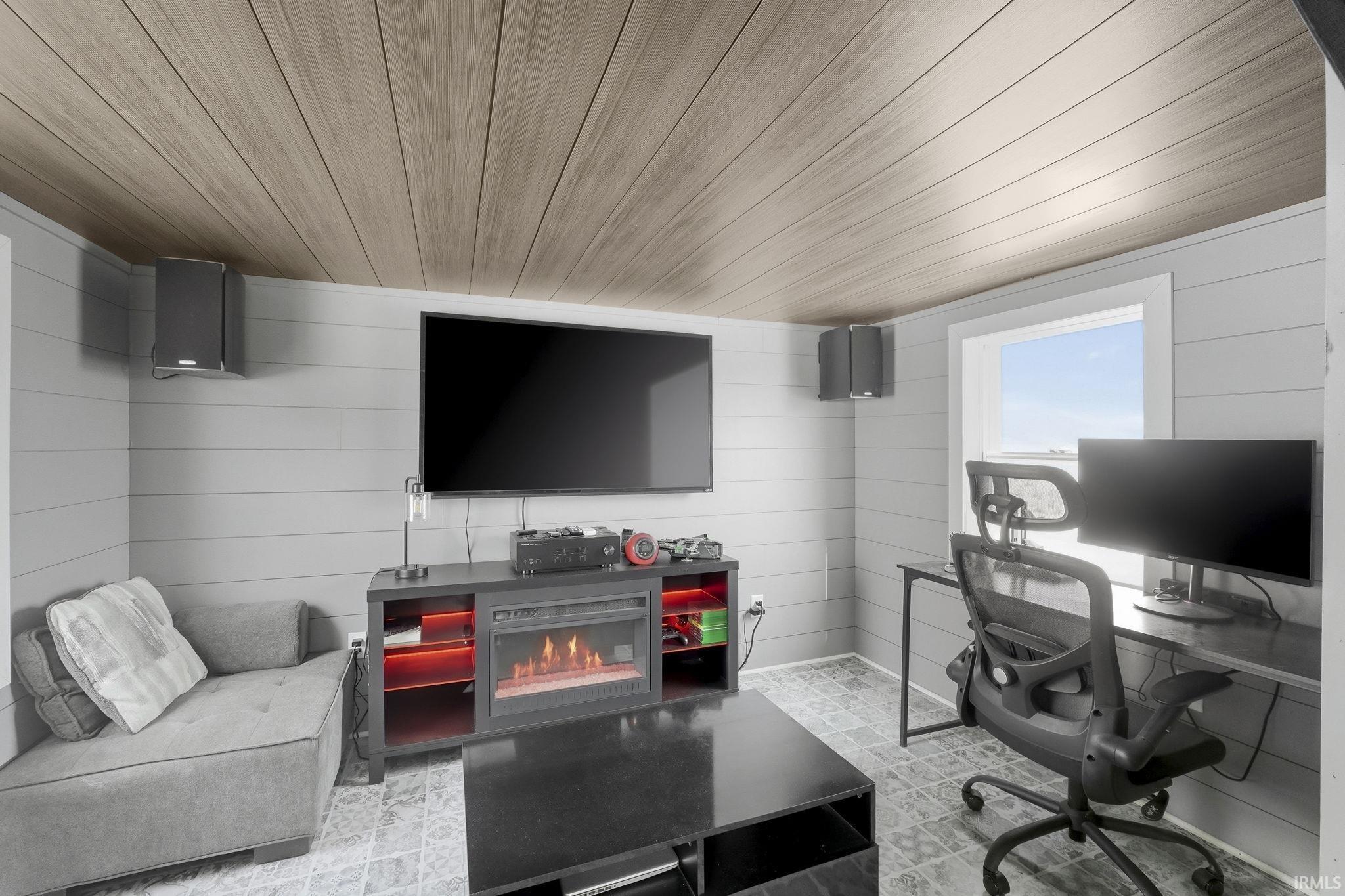 Photo 28 of 2420 N Old State Road 1 Road