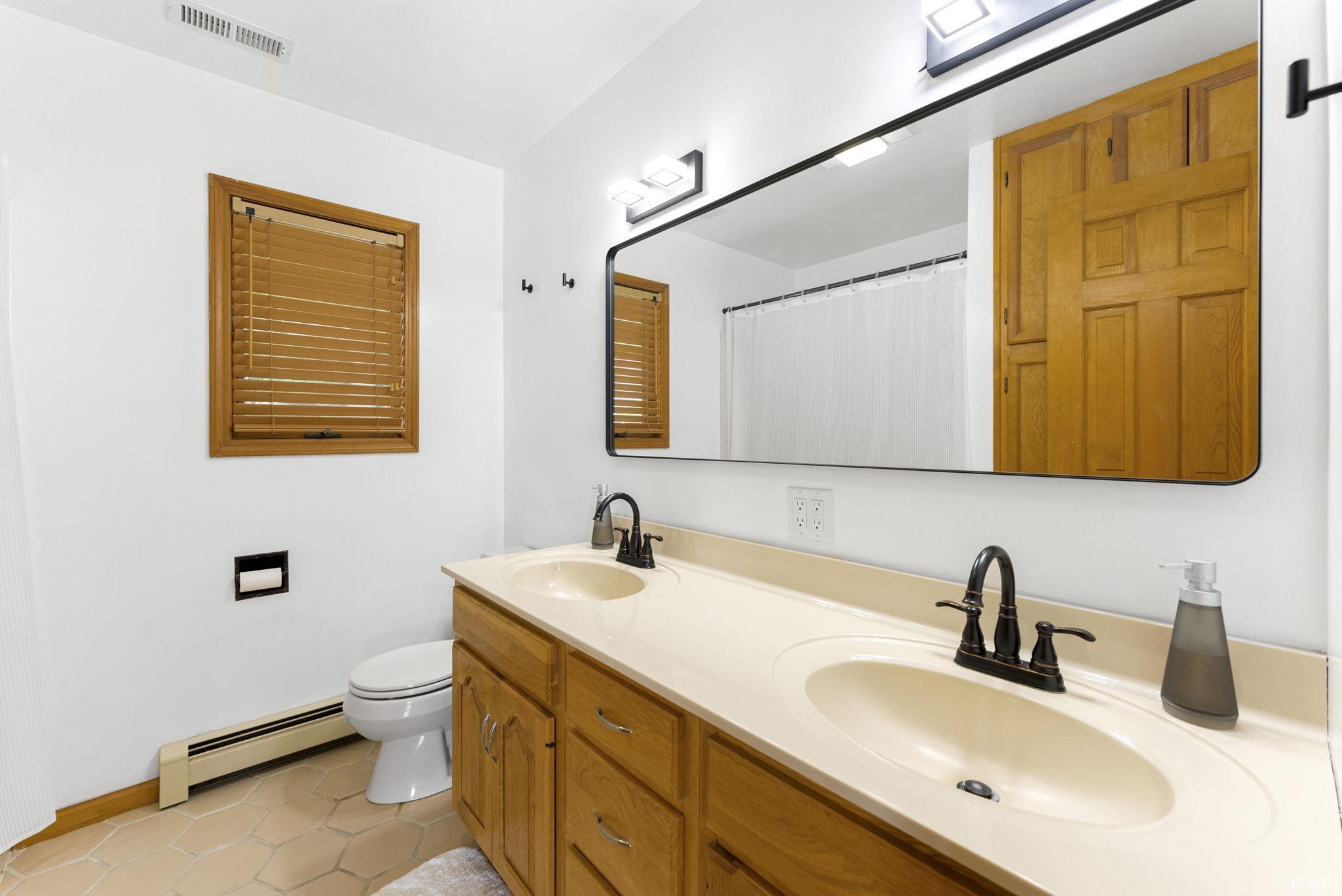 Photo 24 of 2405 W Sycamore Beach Road