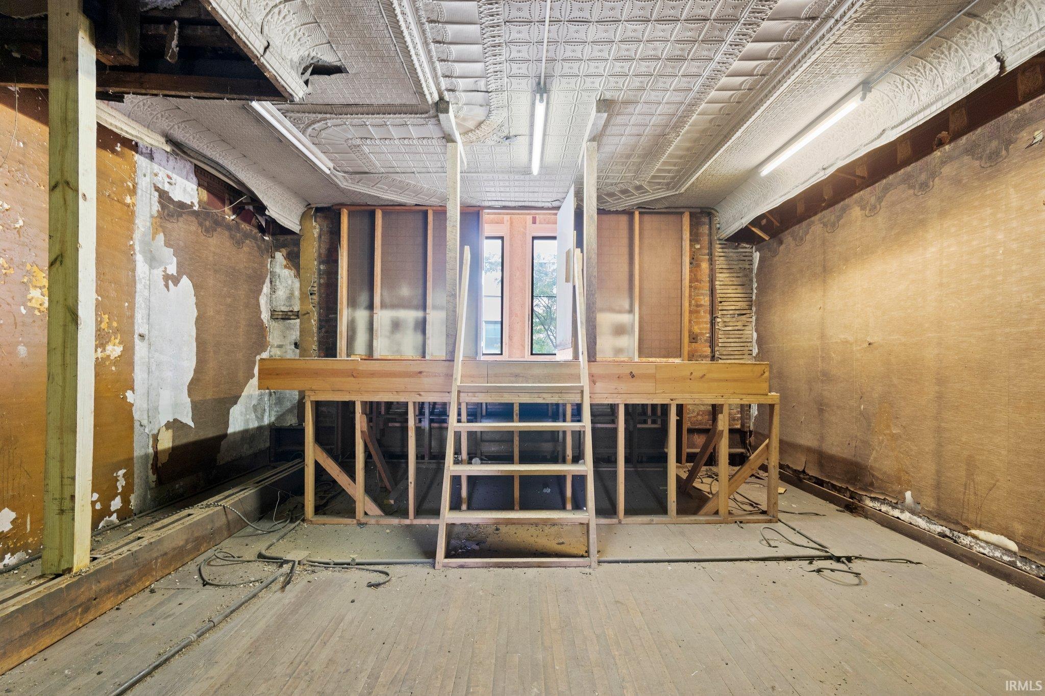 View of miscellaneous room