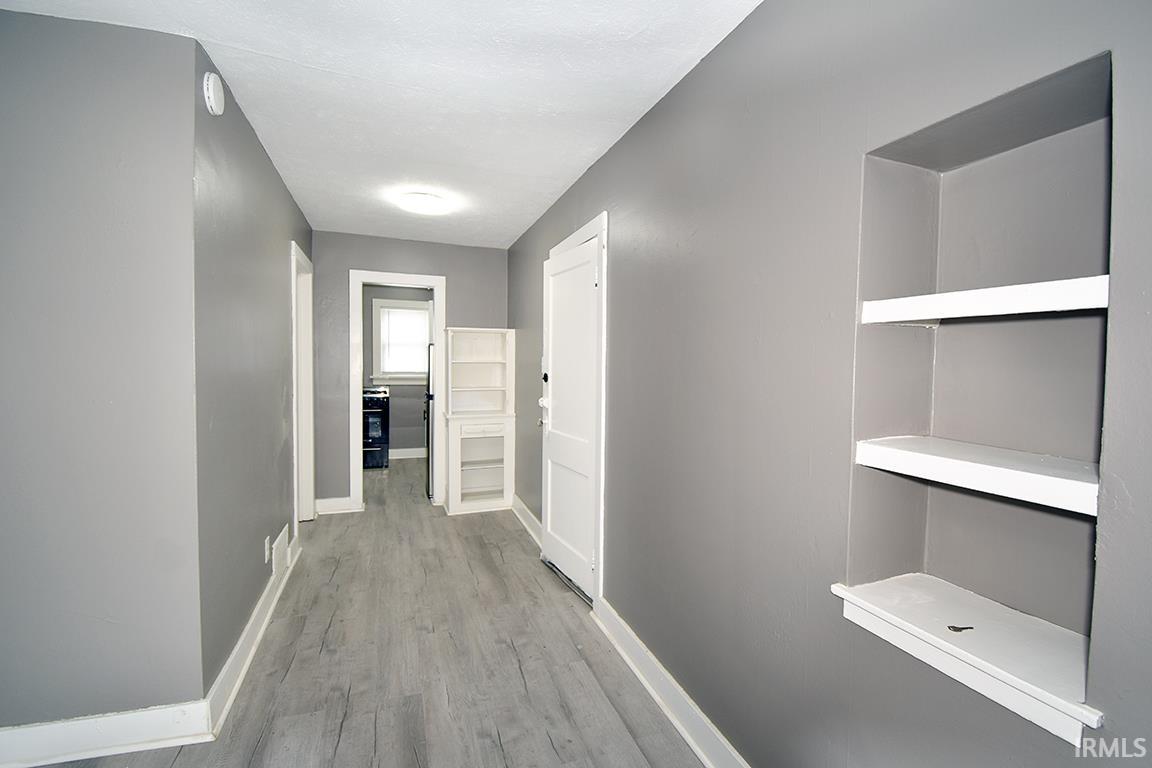 Photo 13 of 308 E Madison Street